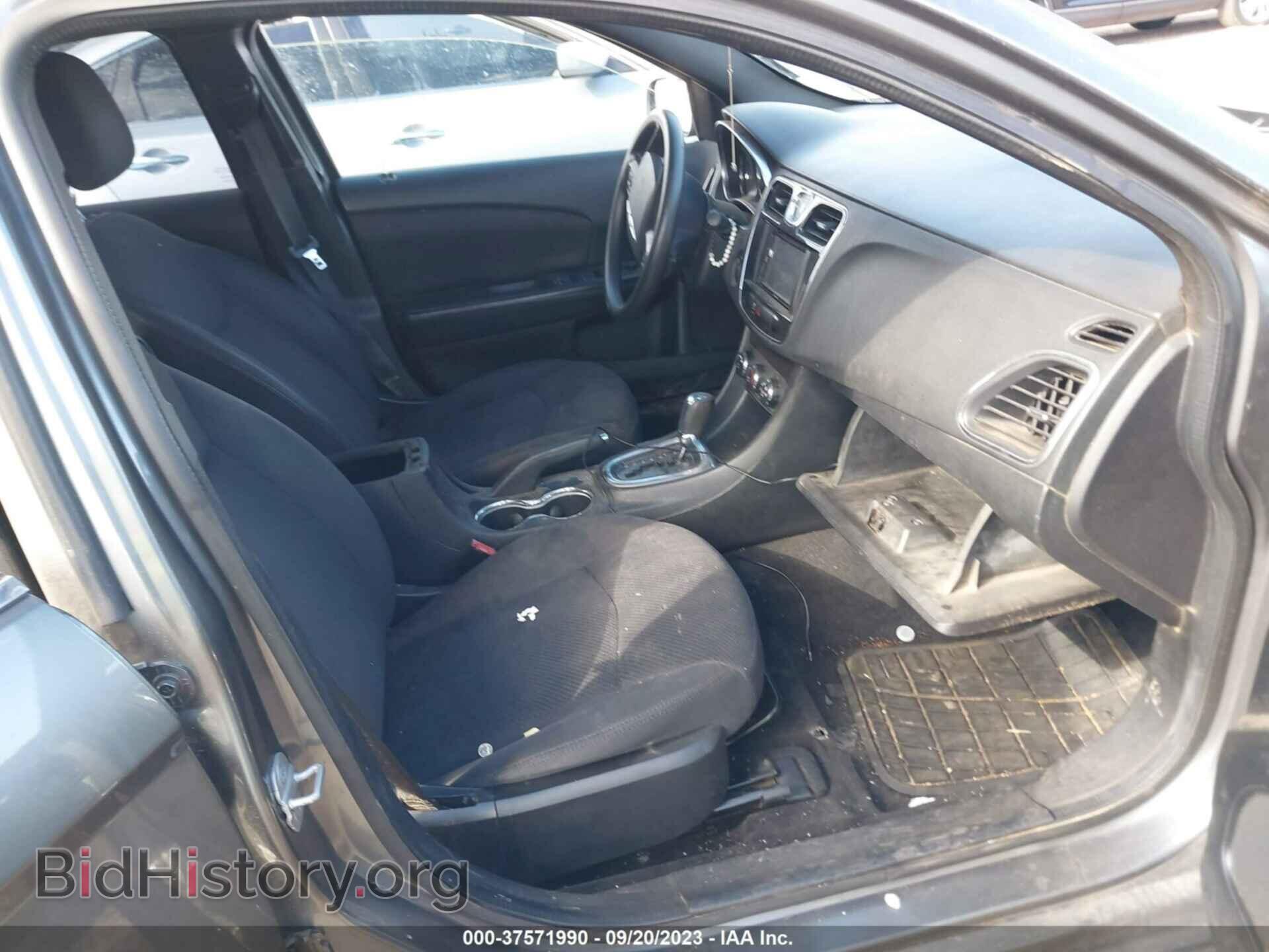 2013 CHRYSLER 200 - VIN: 1C3CCBAB6DN698532 - Фото 5