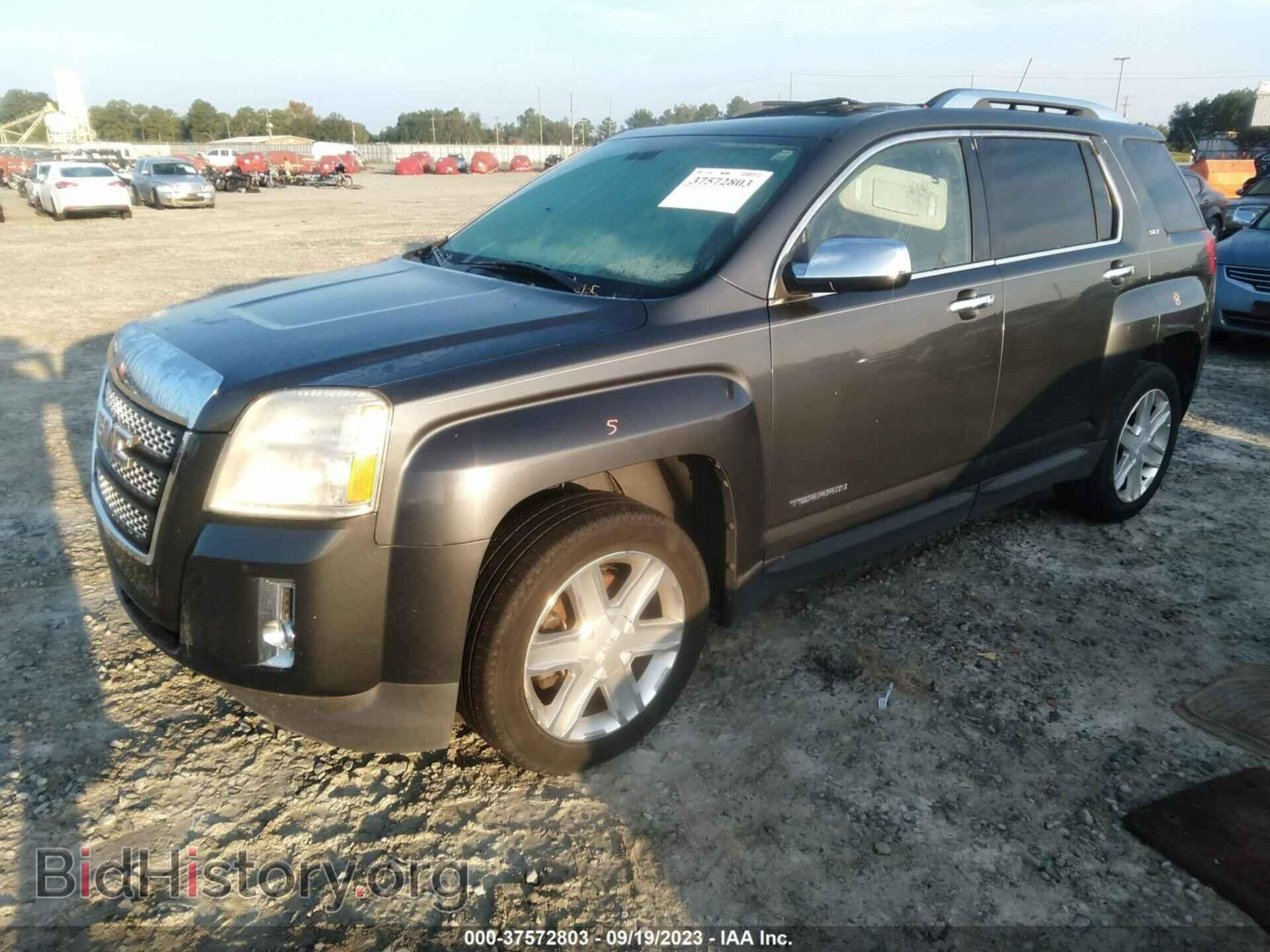 2011 GMC TERRAIN - VIN: 2CTALWEC9B6301401 - Photo 2