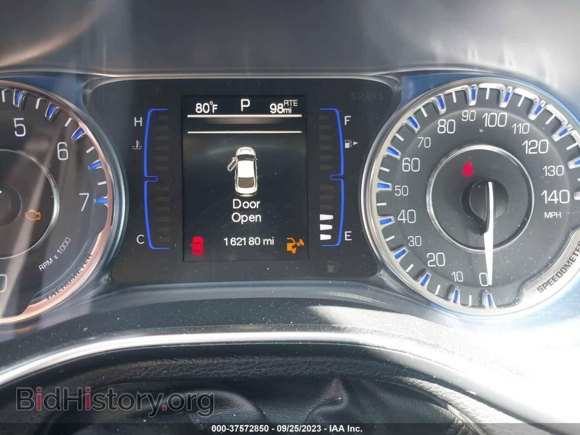 2015 CHRYSLER 200 - VIN: 1C3CCCABXFN696081 - Фото 7