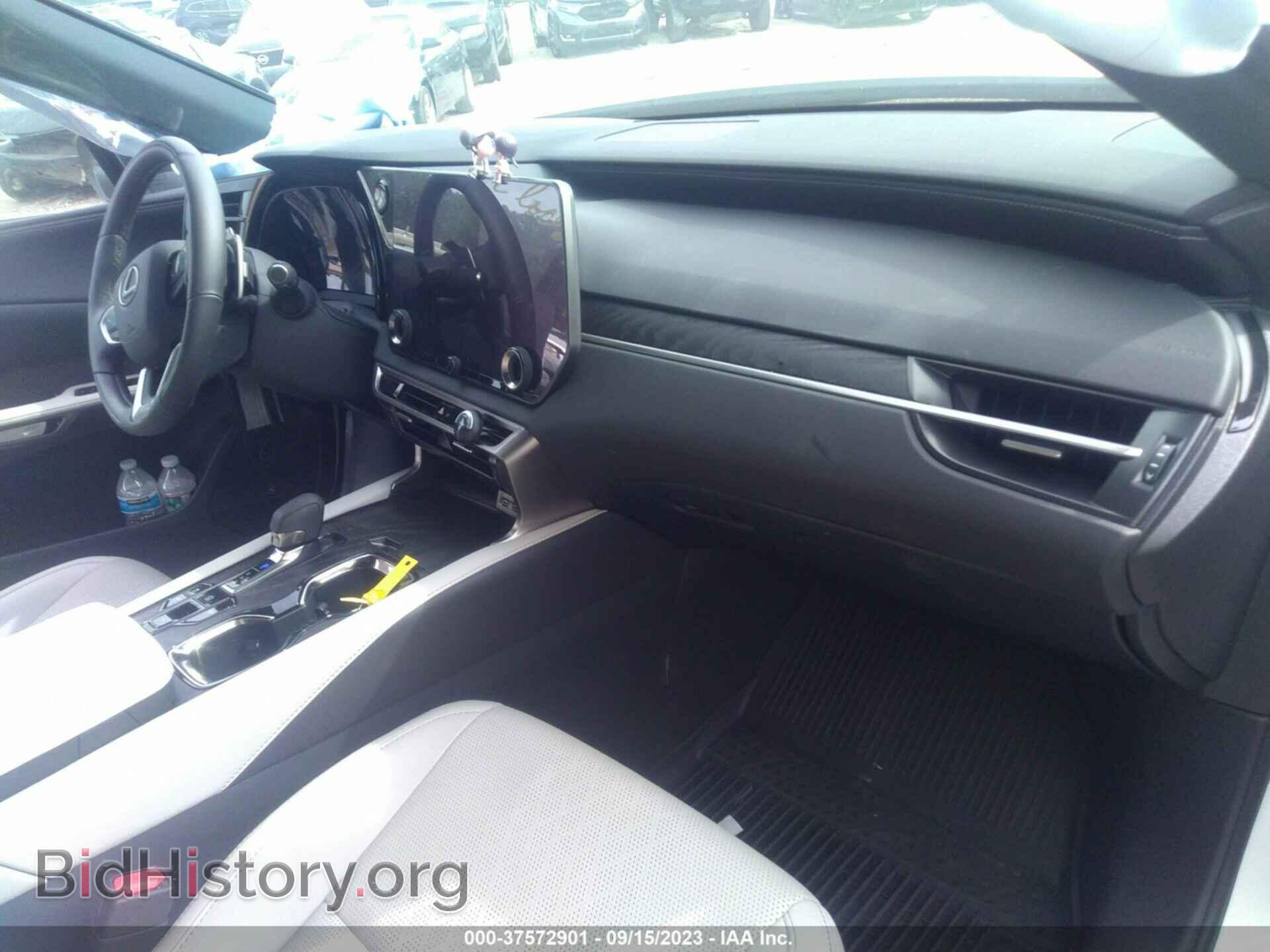2023 LEXUS RX - VIN: 2T2BBMCA2PC004352 - Фото 5