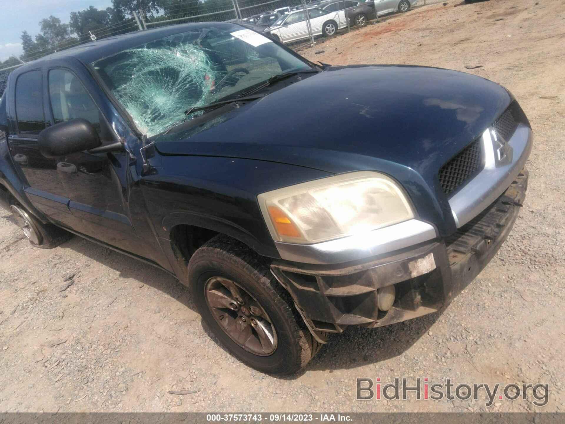 Photo 1Z3HC48N06S542980 - MITSUBISHI RAIDER 2006