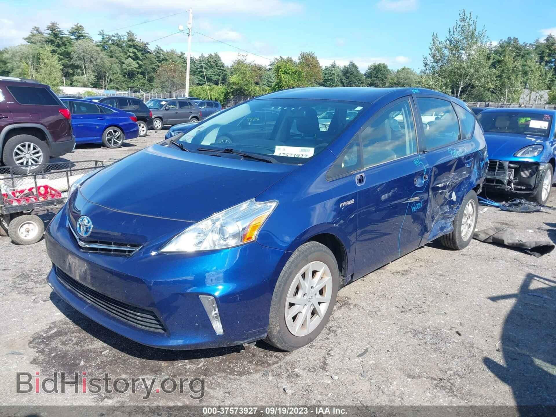 2014 TOYOTA PRIUS V - VIN: JTDZN3EU9E3364199 - Фото 2