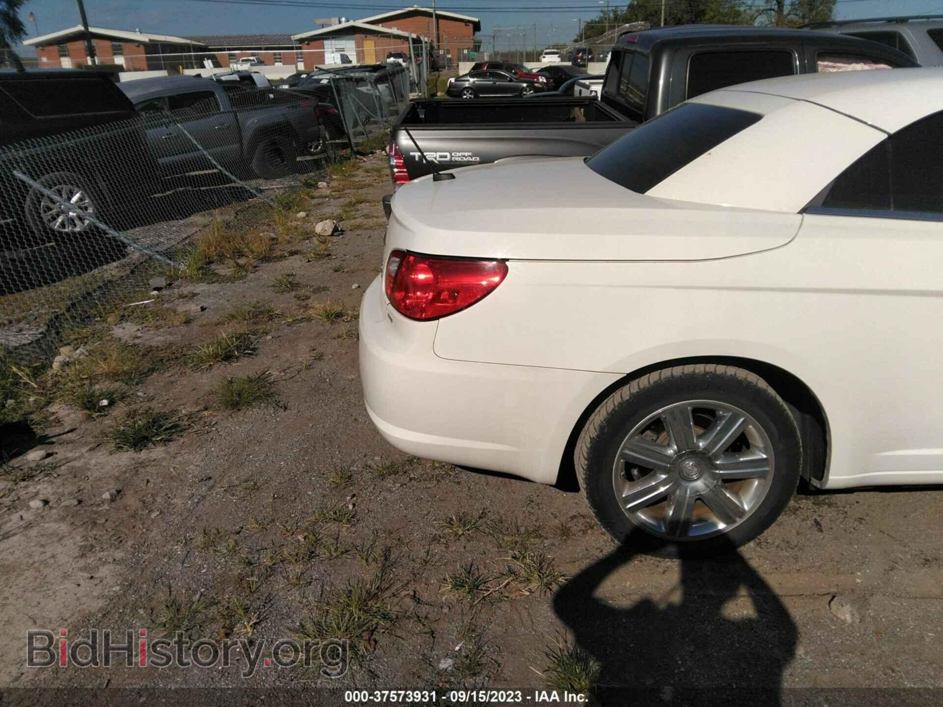 2010 CHRYSLER SEBRING - VIN: 1C3BC6EV4AN116219 - Фото 4