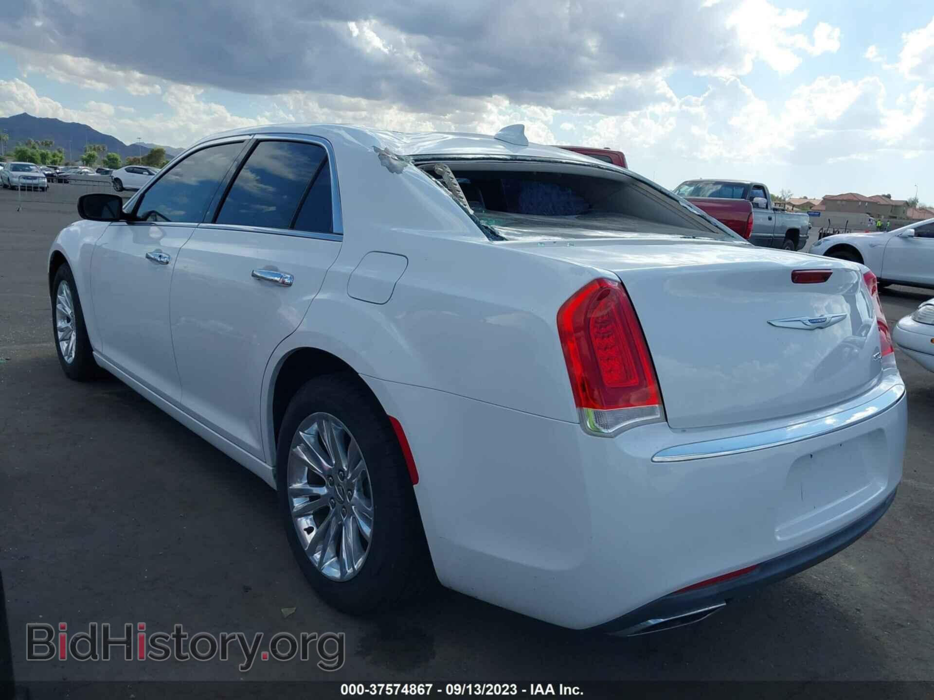 2017 CHRYSLER 300 - VIN: 2C3CCAEG6HH564375 - Фото 3