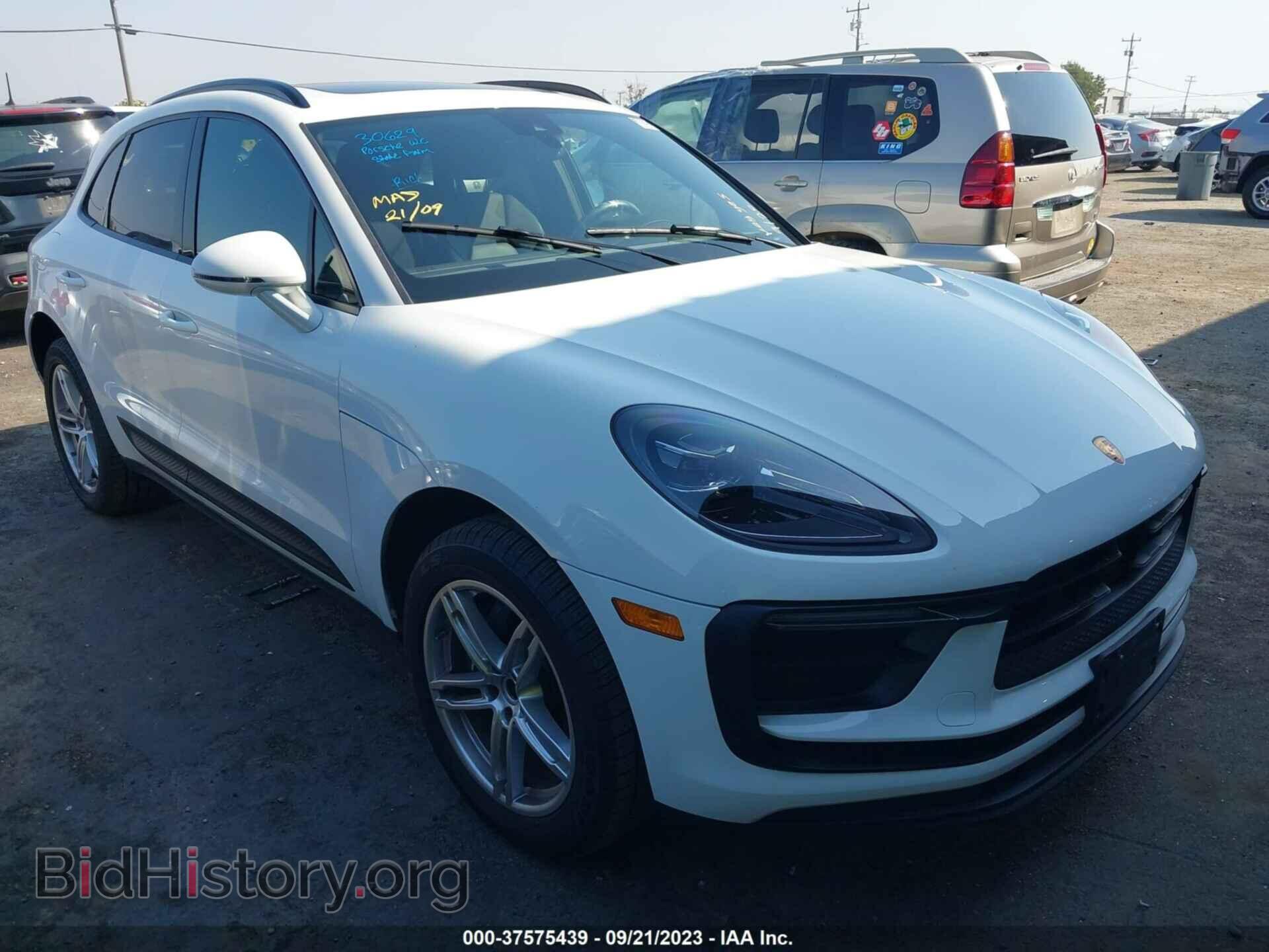 Фотография WP1AA2A51PLB03216 - PORSCHE MACAN 2023