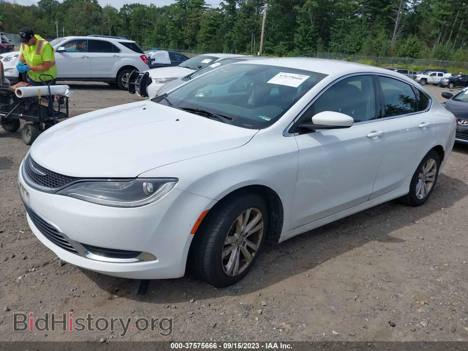 2015 CHRYSLER 200 - VIN: 1C3CCCAB2FN704058 - Фото 2