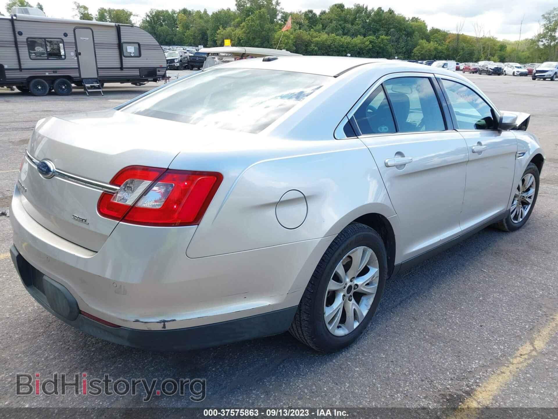 2010 FORD TAURUS - VIN: 1FAHP2EW5AG117921 - Фото 4