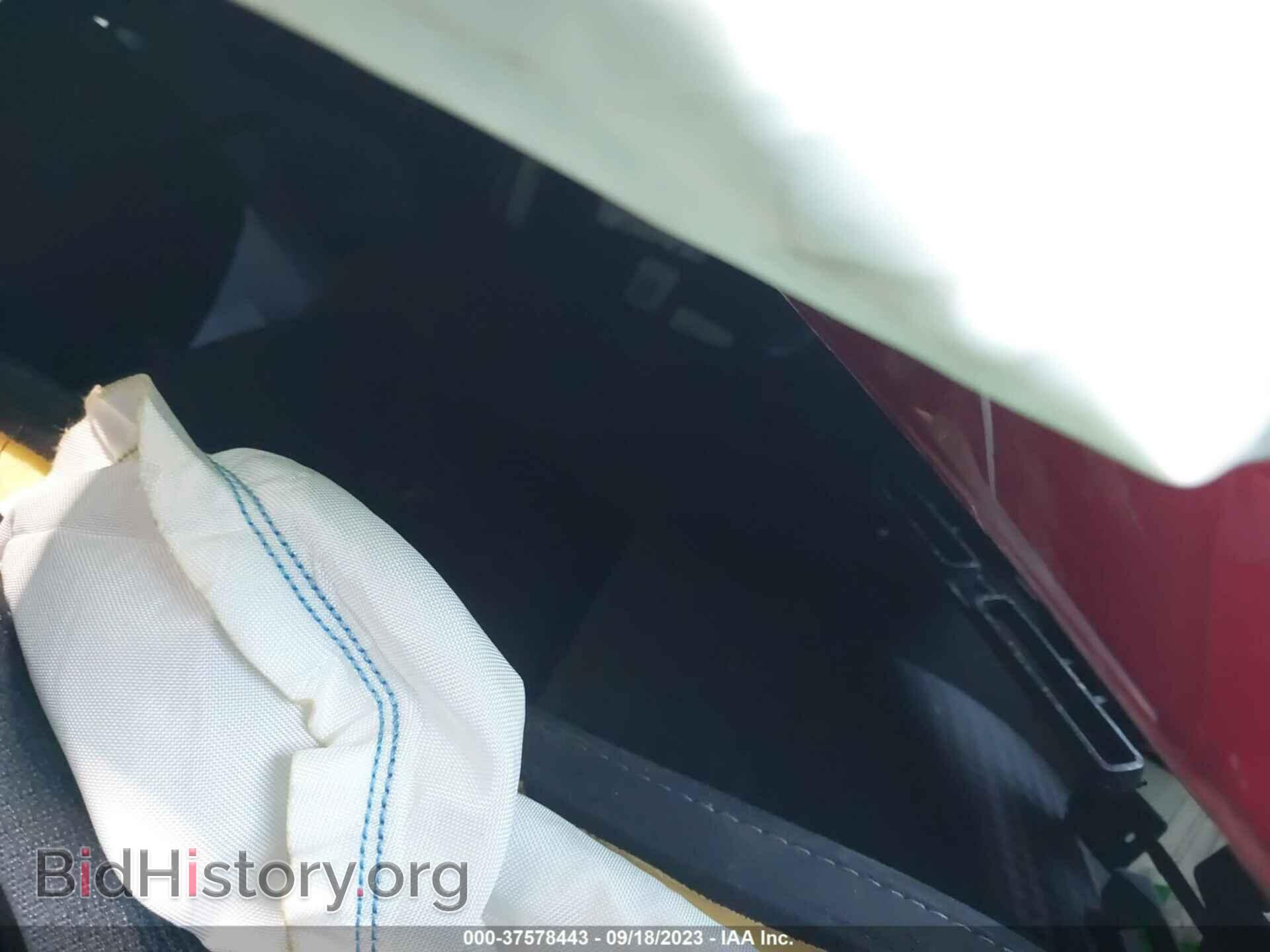 2021 DODGE CHALLENGER - VIN: 2C3CDZBTXMH555511 - Photo 8