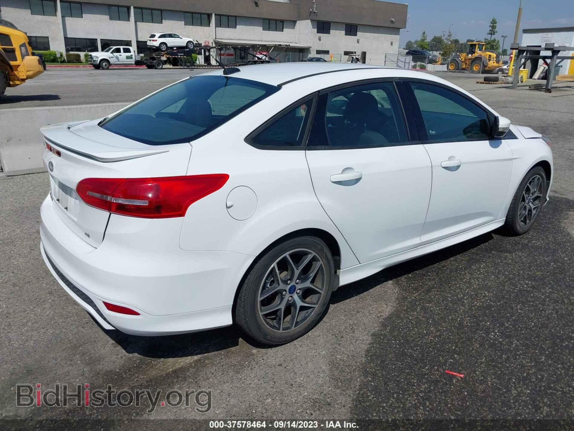 2016 FORD FOCUS - VIN: 1FADP3F27GL362428 - Photo 4