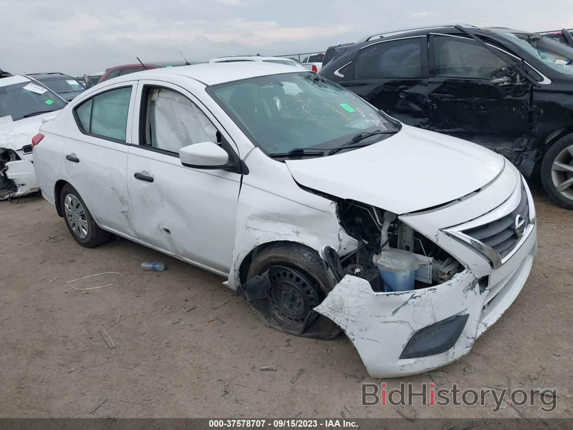 Photo 3N1CN7AP5HL810258 - NISSAN VERSA SEDAN 2017