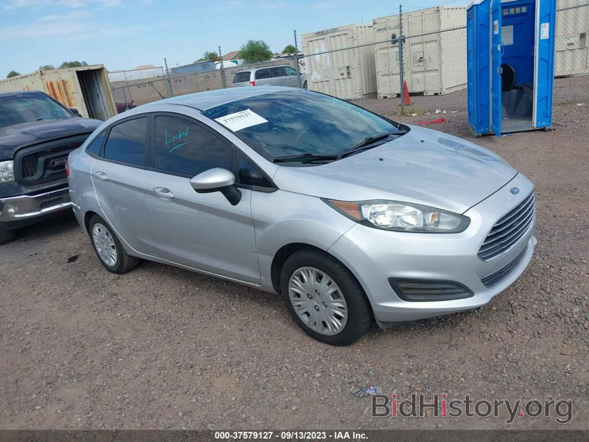 Photo 3FADP4AJ8EM196274 - FORD FIESTA 2014