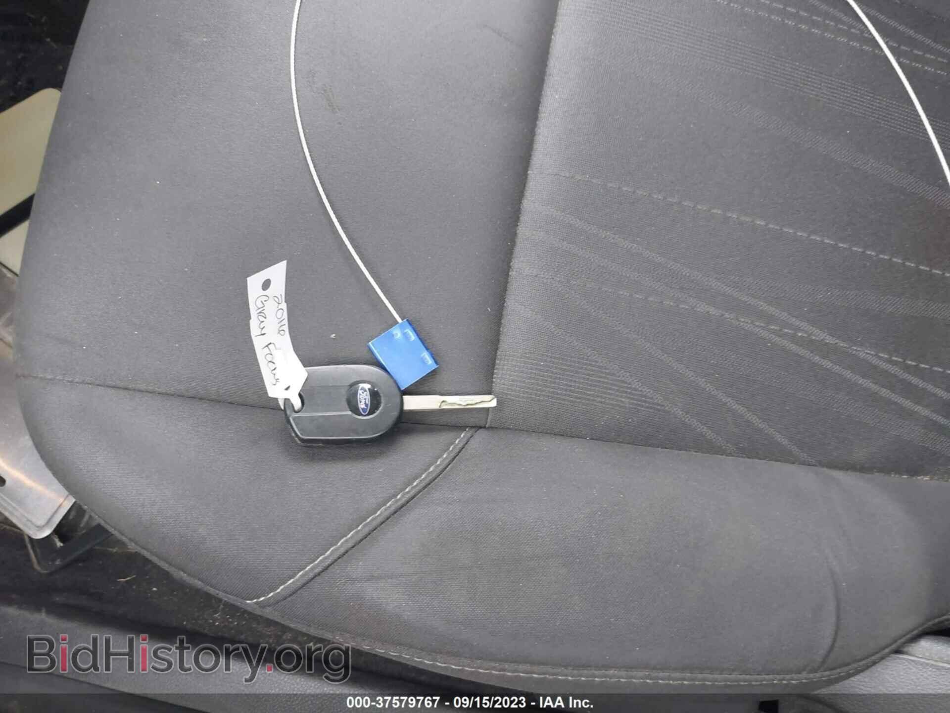 2016 FORD FOCUS - VIN: 1FADP3F29GL402122 - Фото 11
