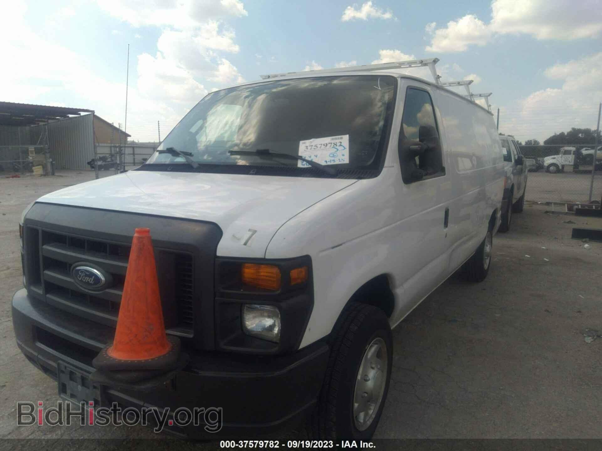 2013 FORD ECONOLINE CARGO VAN - VIN: 1FTNE1EW0DDB29445 - Фото 2