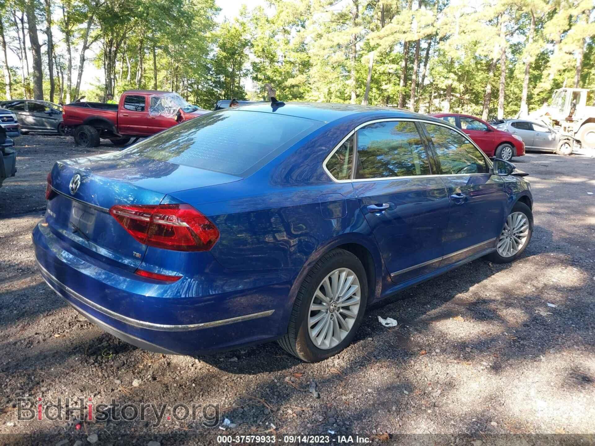 2017 VOLKSWAGEN PASSAT - VIN: 1VWBT7A30HC036229 - Фото 4