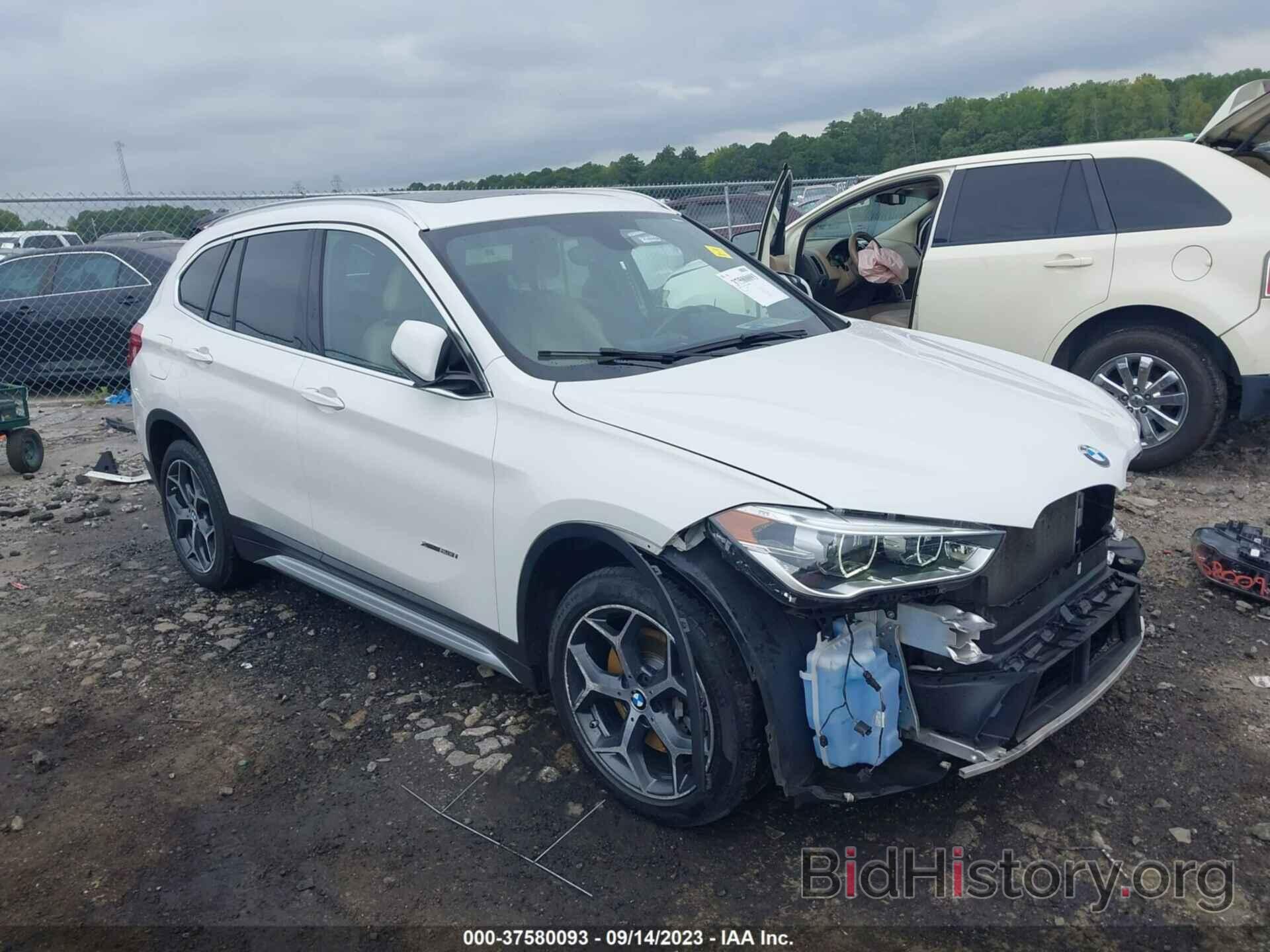 Photo WBXHT3C31J5F91290 - BMW X1 2018