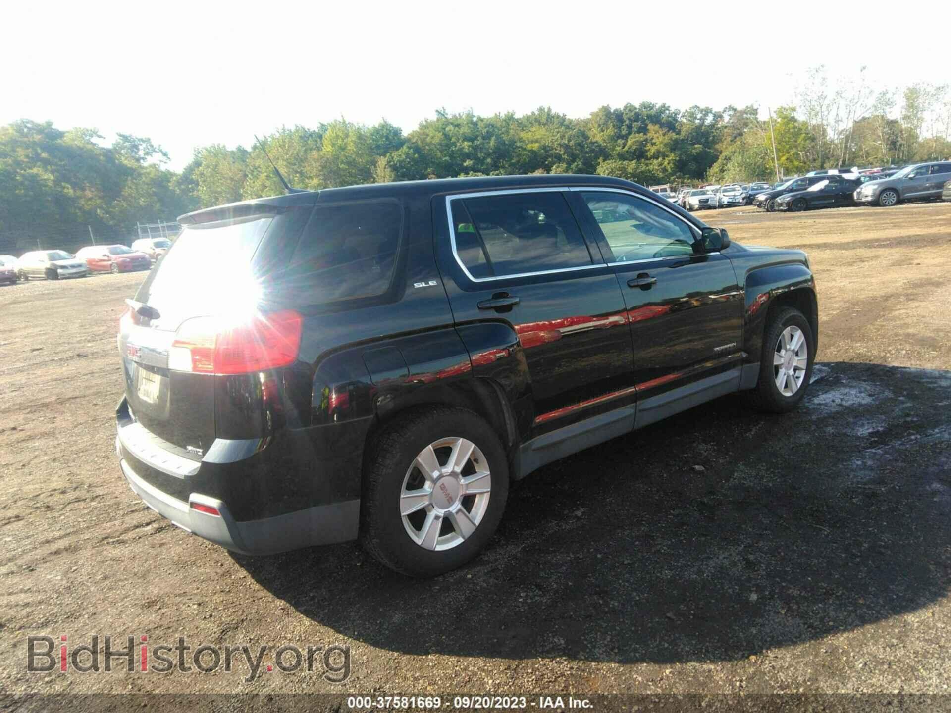 2011 GMC TERRAIN - VIN: 2CTFLRECXB6268447 - Photo 4