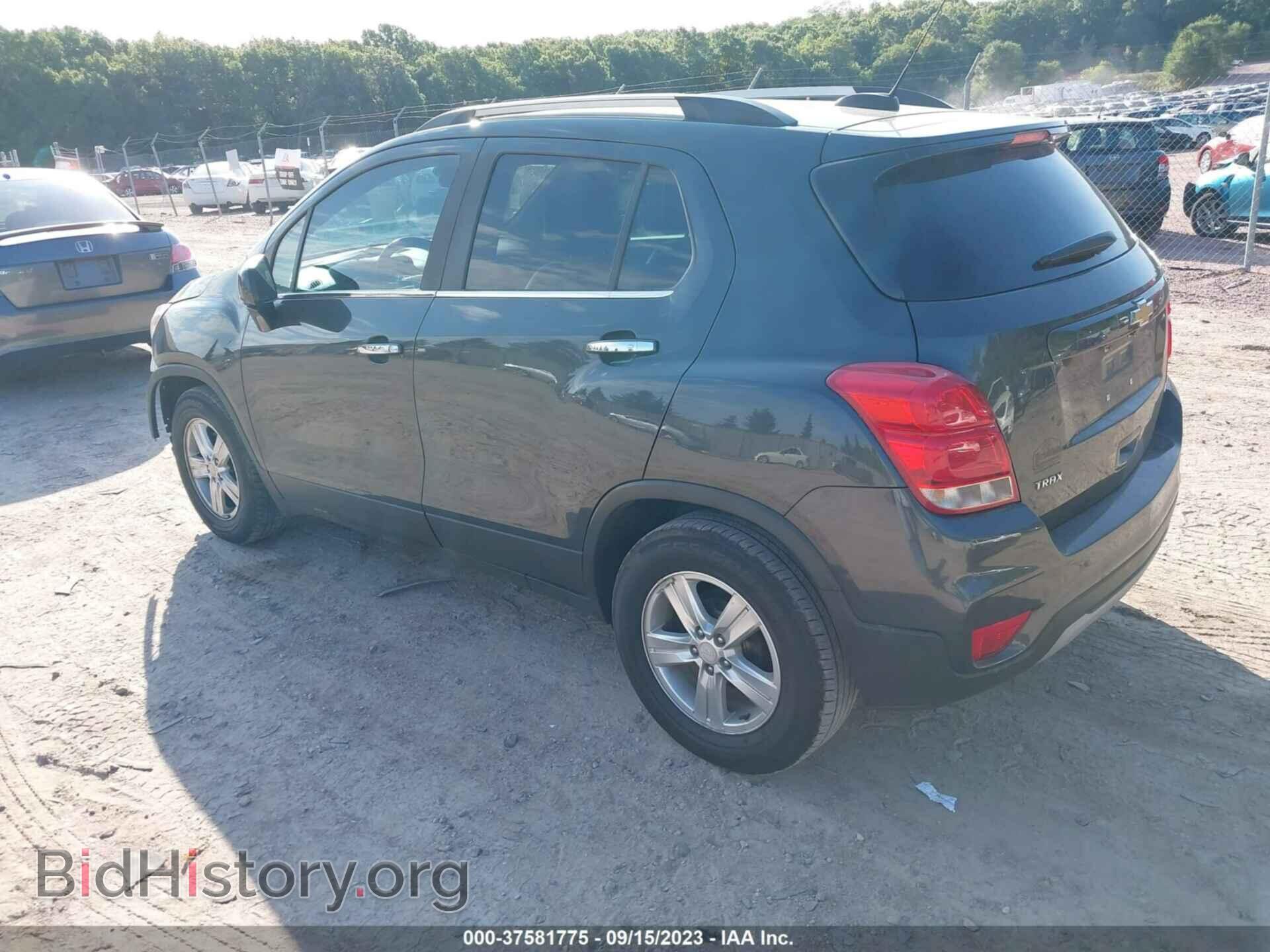 2017 CHEVROLET TRAX - VIN: 3GNCJLSB5HL214711 - Photo 3