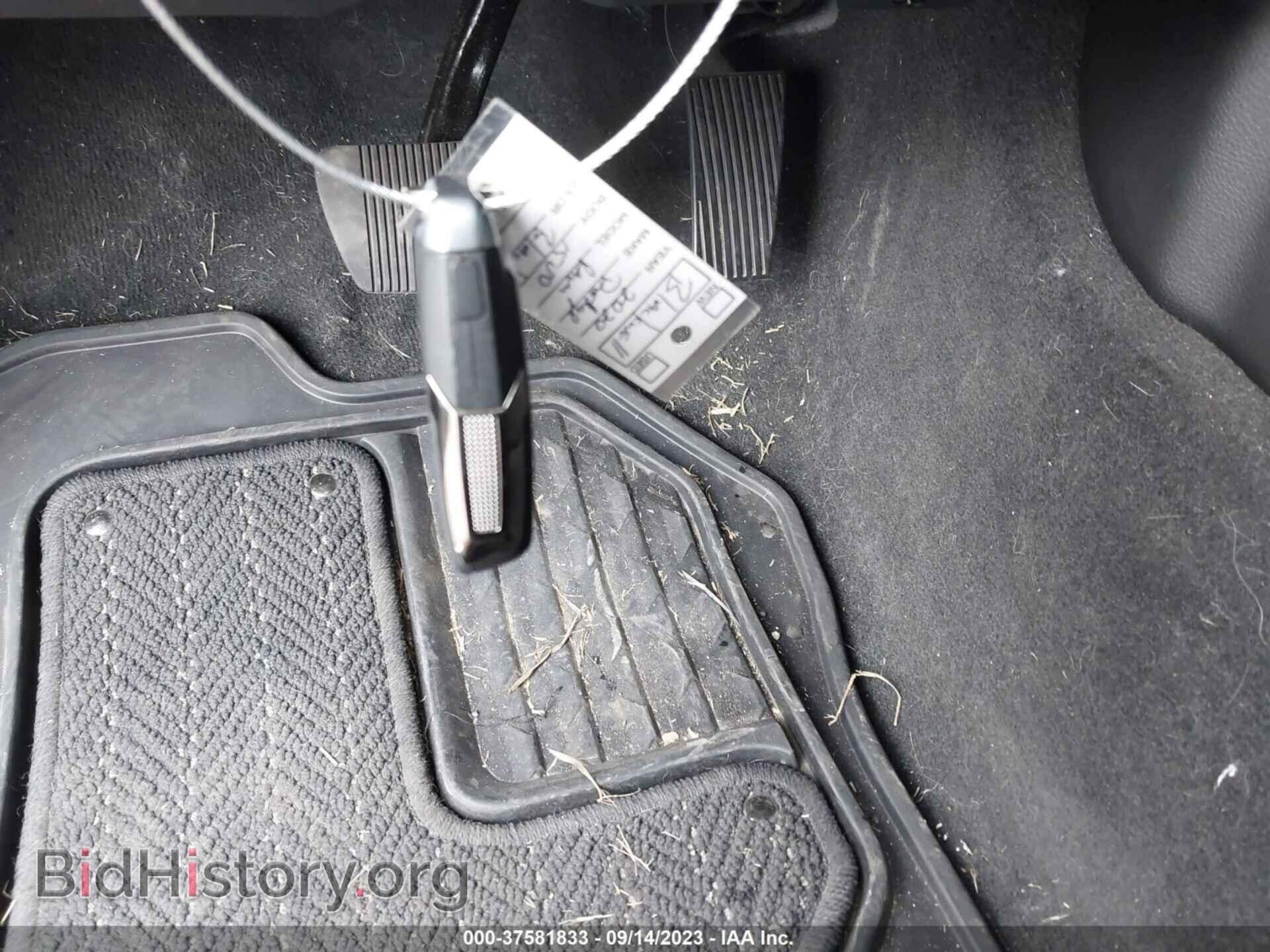 2020 RAM 1500 - VIN: 1C6SRFHT0LN340196 - Фото 11