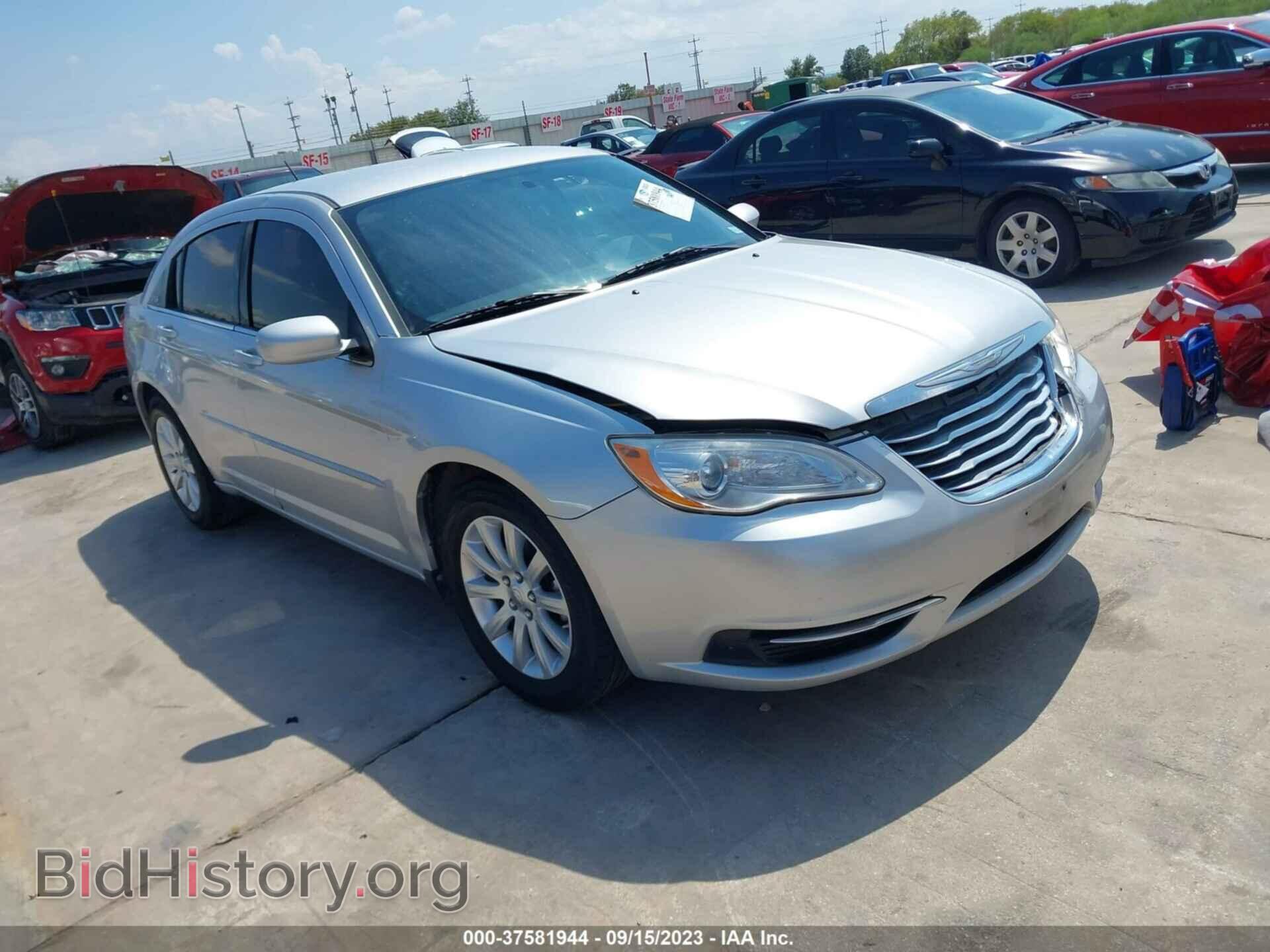 Фотография 1C3CCBBG5CN130748 - CHRYSLER 200 2012