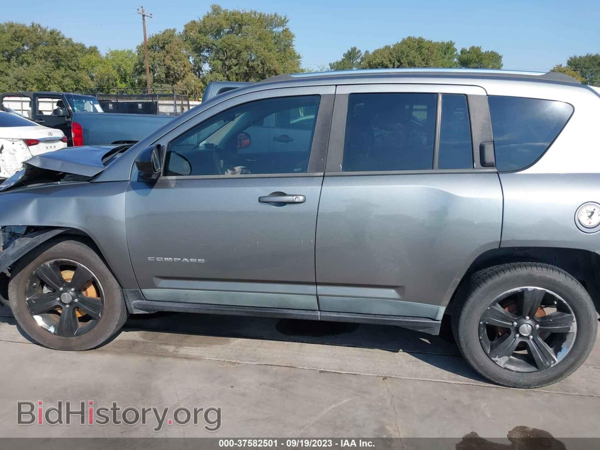 2011 JEEP COMPASS - VIN: 1J4NT1FB8BD287220 - Photo 14