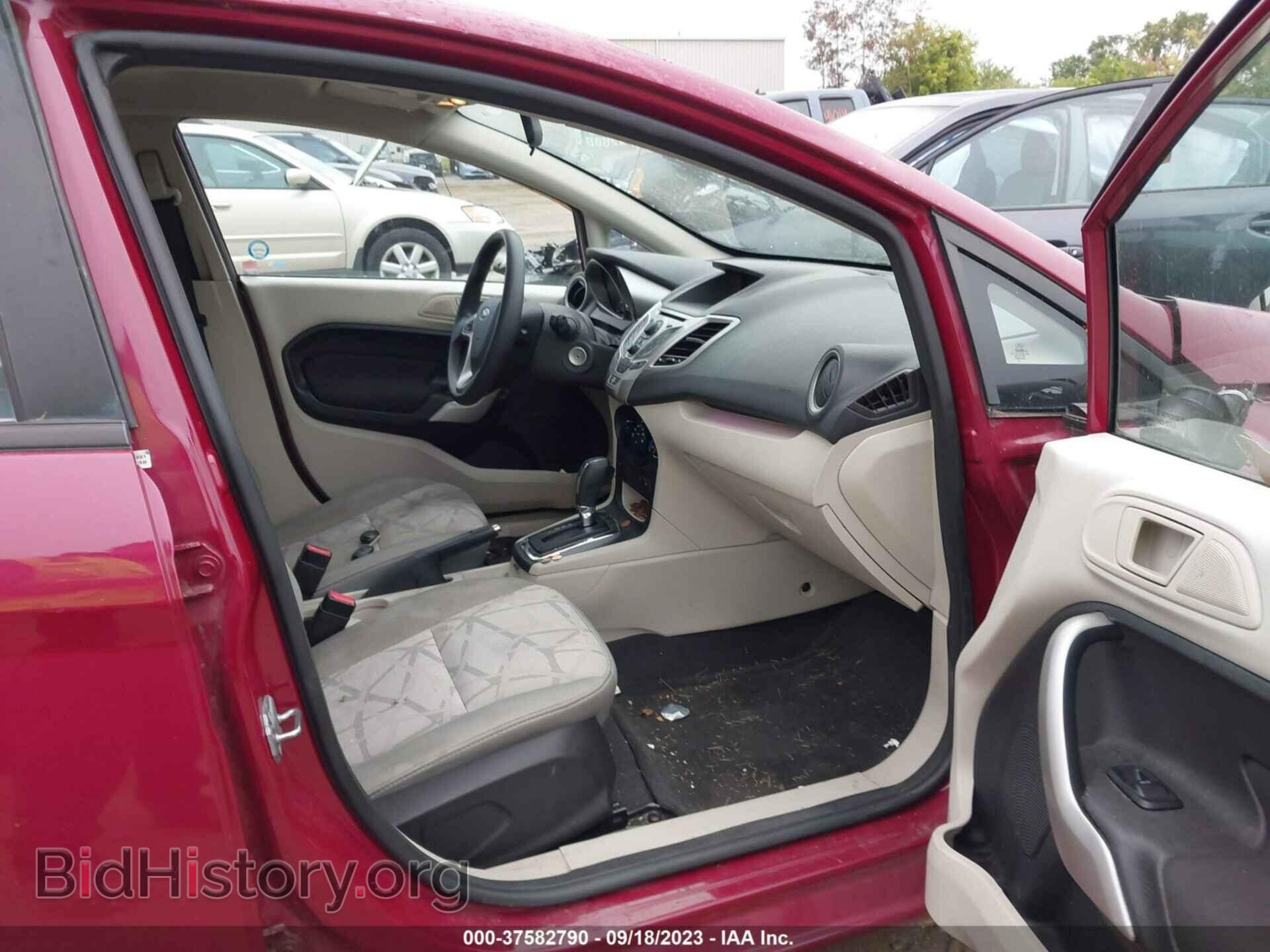 2011 FORD FIESTA - VIN: 3FADP4EJXBM117533 - Фото 5