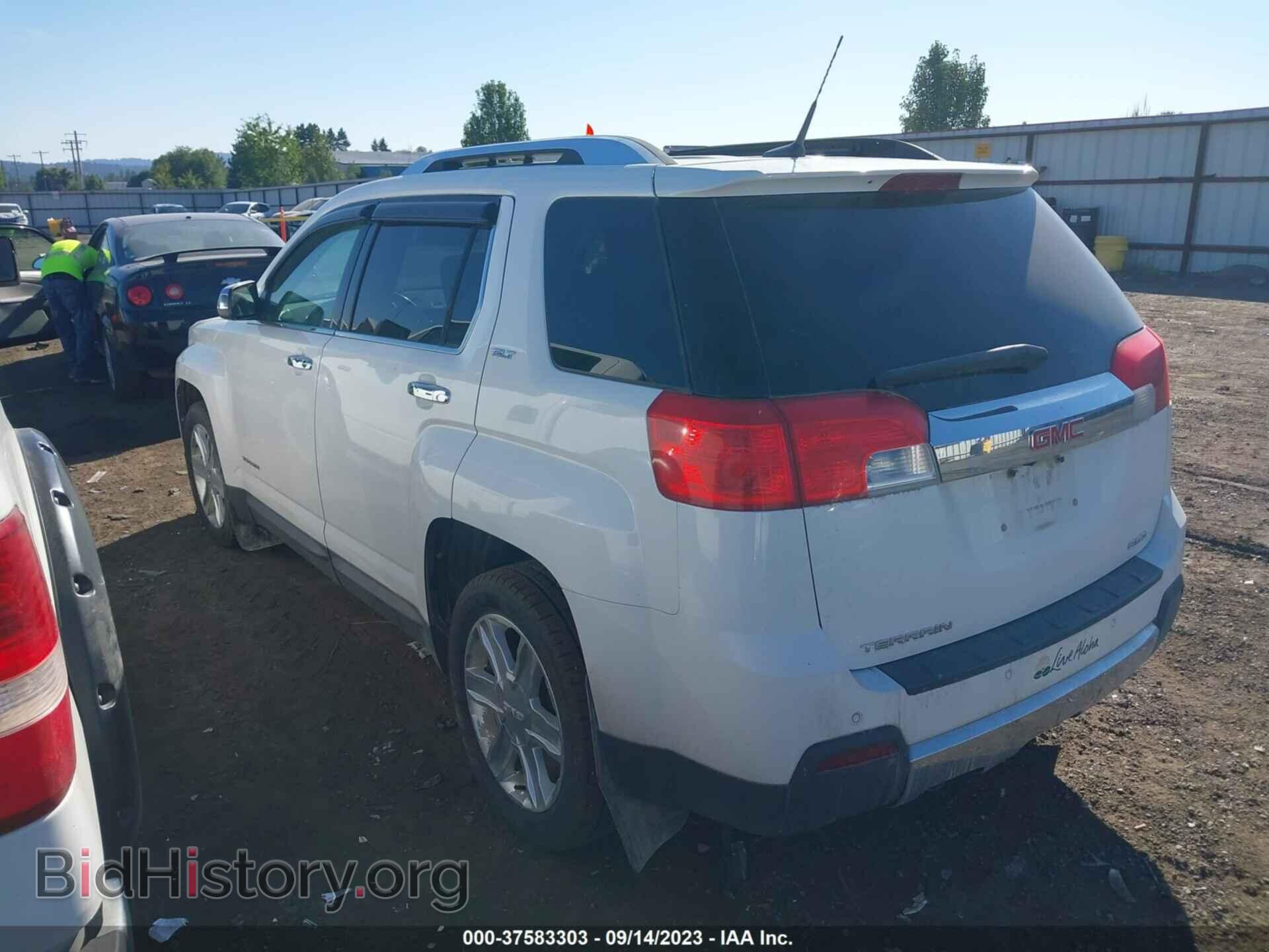 2011 GMC TERRAIN - VIN: 2CTFLXEC3B6445408 - Photo 3