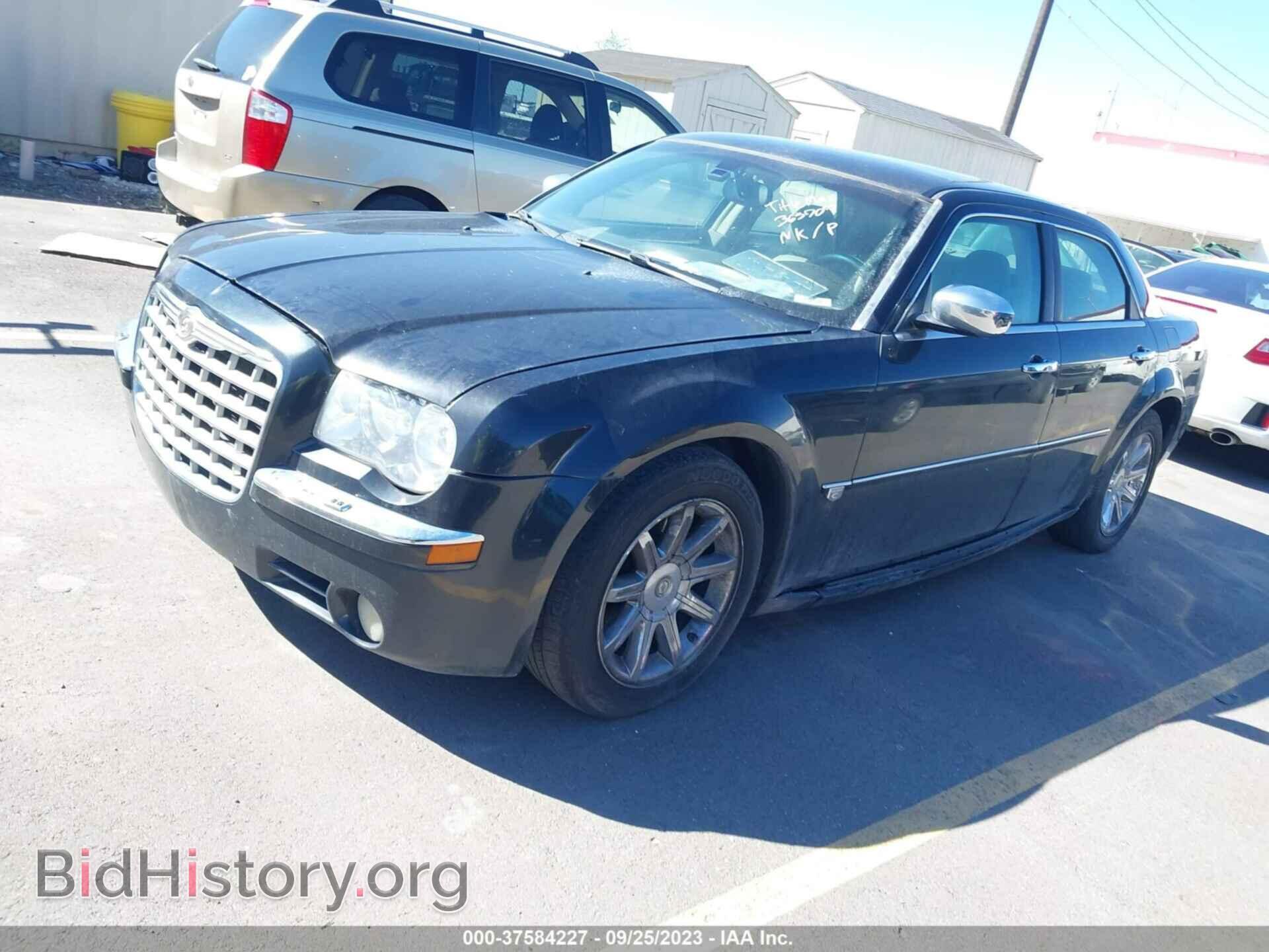 2006 CHRYSLER 300 - VIN: 2C3LA63H26H365707 - Фото 2