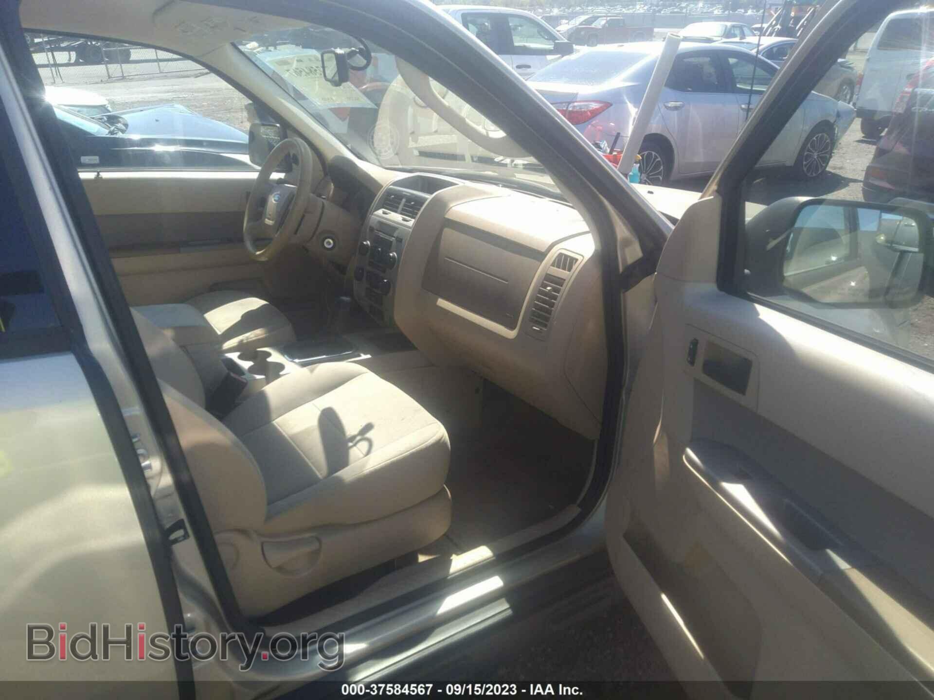 2011 FORD ESCAPE - VIN: 1FMCU0D72BKA31326 - Photo 5