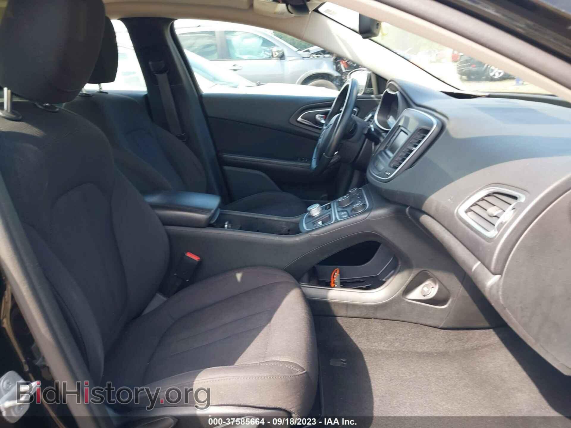 2015 CHRYSLER 200 - VIN: 1C3CCCAB3FN537483 - Фото 5