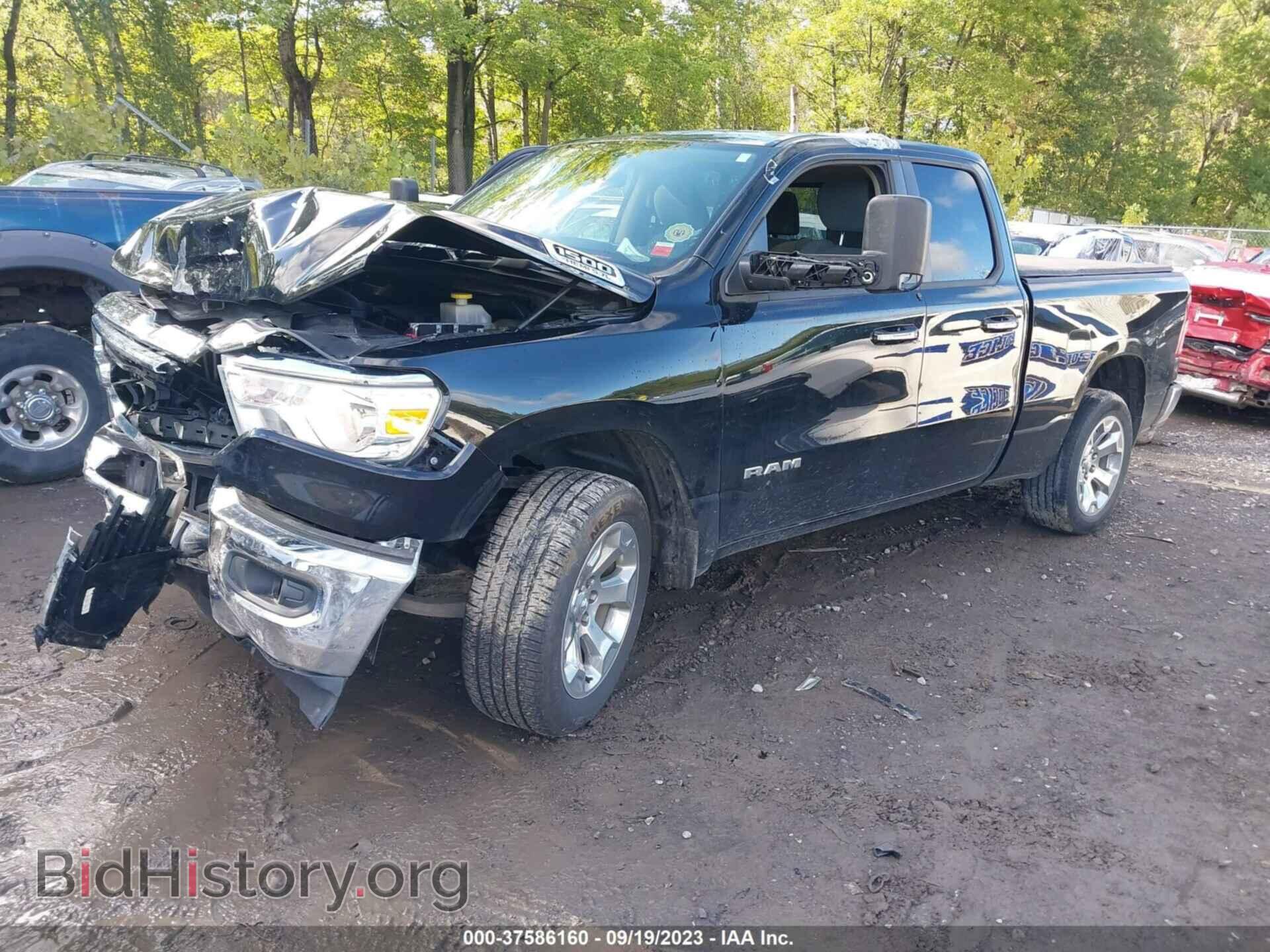2020 RAM 1500 - VIN: 1C6SRFBT8LN298174 - Фото 2