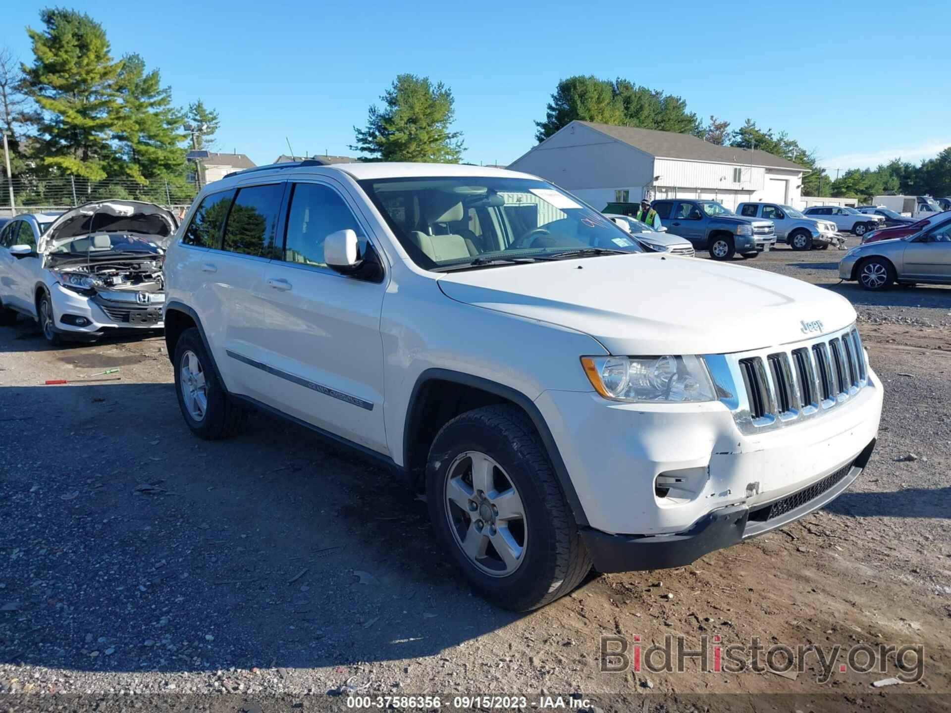 Photo 1J4RR4GG9BC514867 - JEEP GRAND CHEROKEE 2011