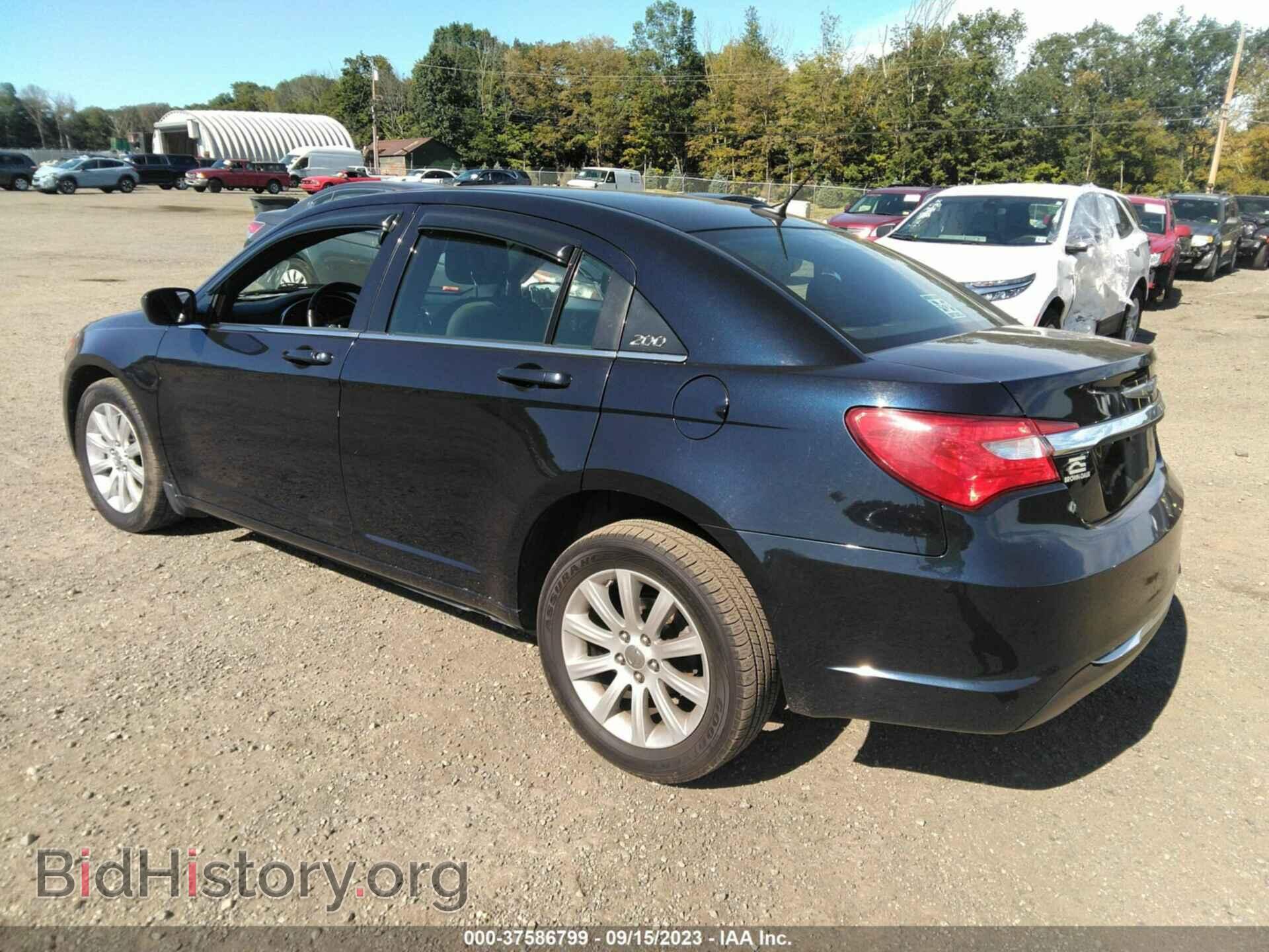 2012 CHRYSLER 200 - VIN: 1C3CCBBG1CN124820 - Фото 3