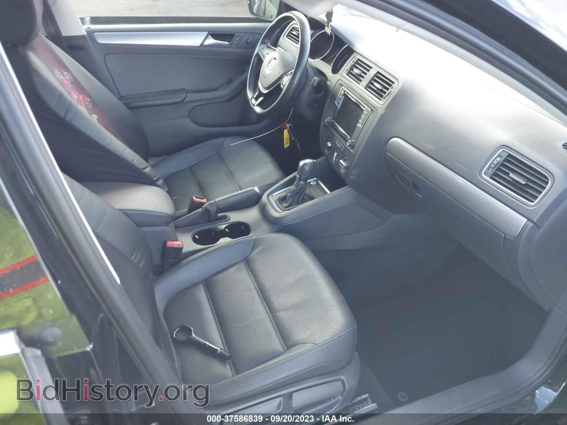 2017 VOLKSWAGEN JETTA - VIN: 3VWDB7AJ5HM309996 - Фото 5