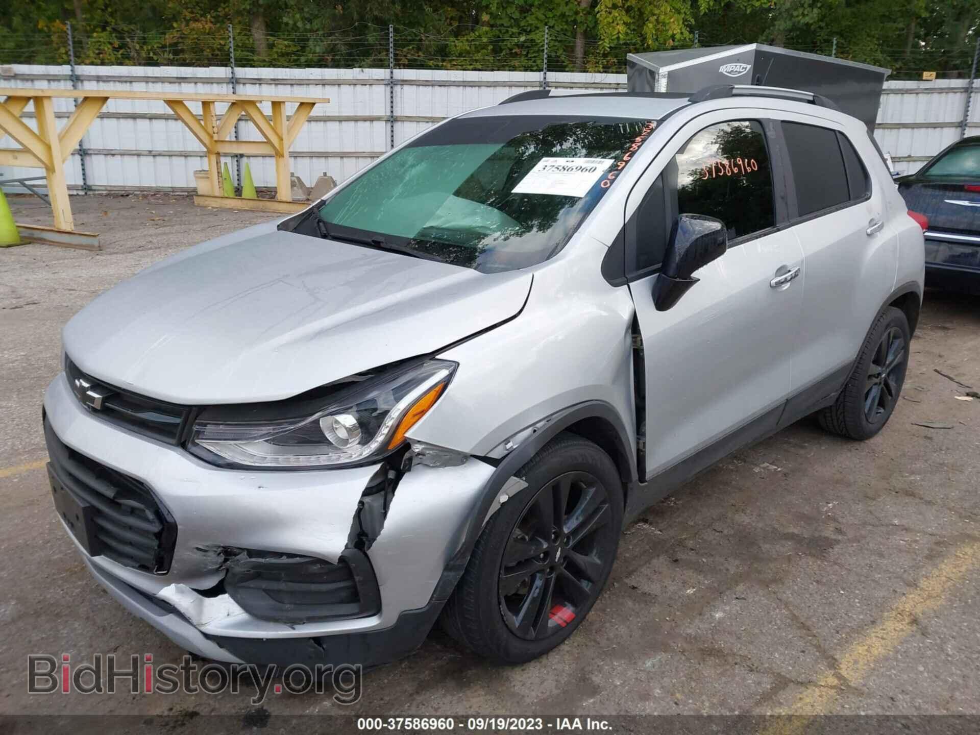 2019 CHEVROLET TRAX - VIN: 3GNCJLSB3KL383889 - Photo 2