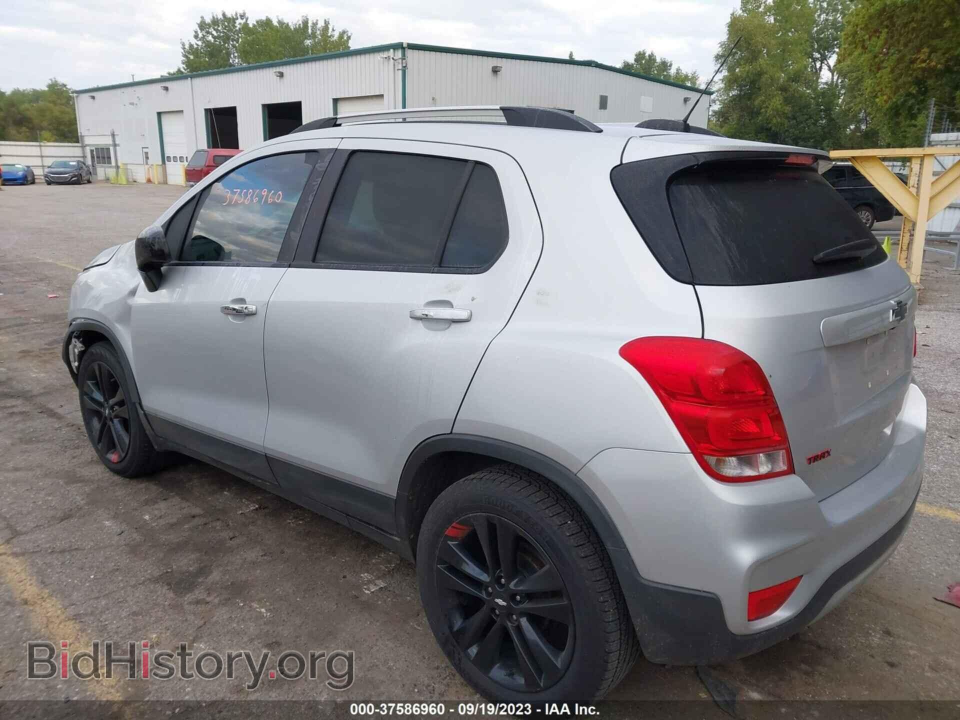 2019 CHEVROLET TRAX - VIN: 3GNCJLSB3KL383889 - Photo 3