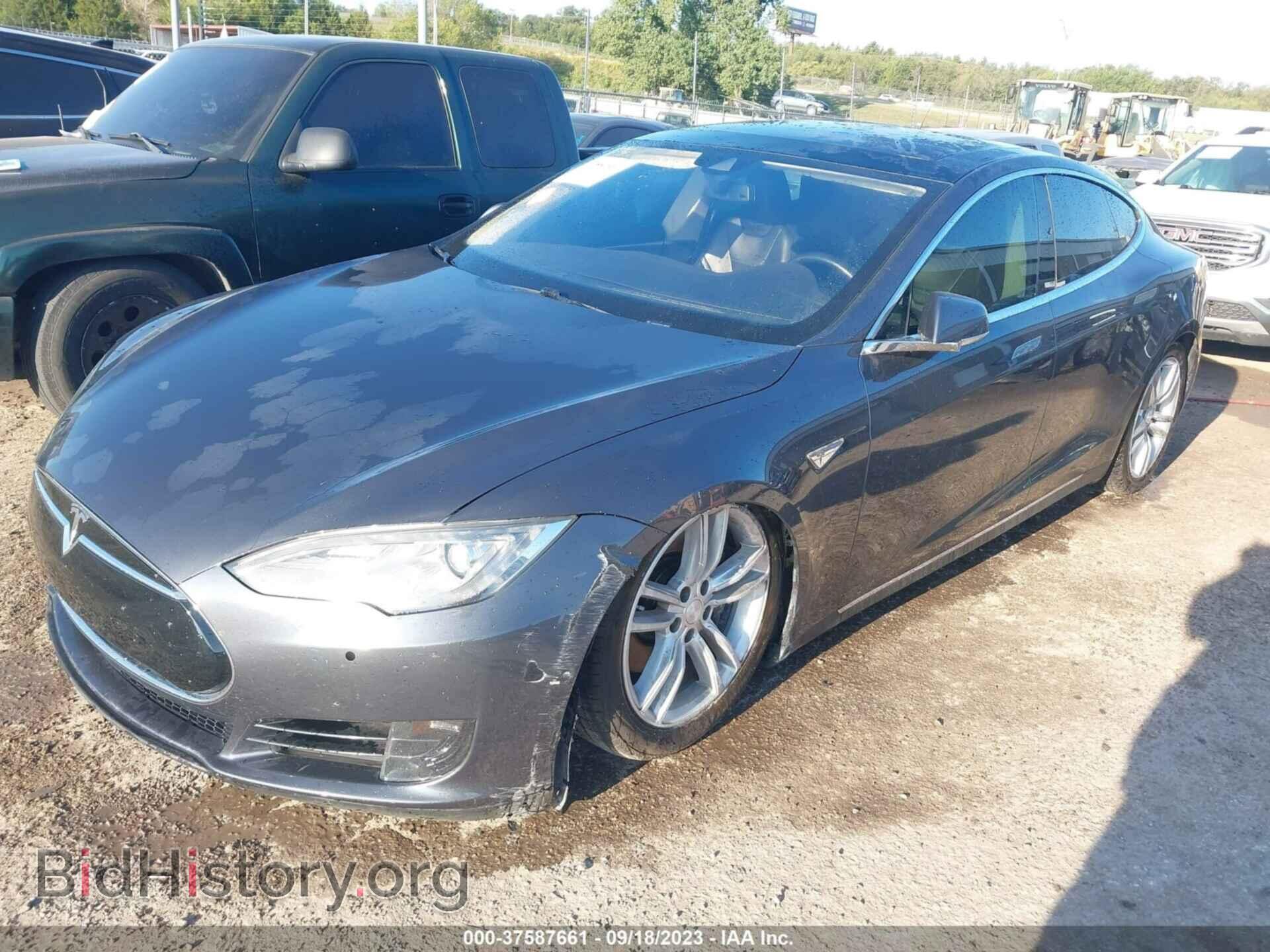 2015 TESLA MODEL S - VIN: 5YJSA1E24FF108556 - Фото 2
