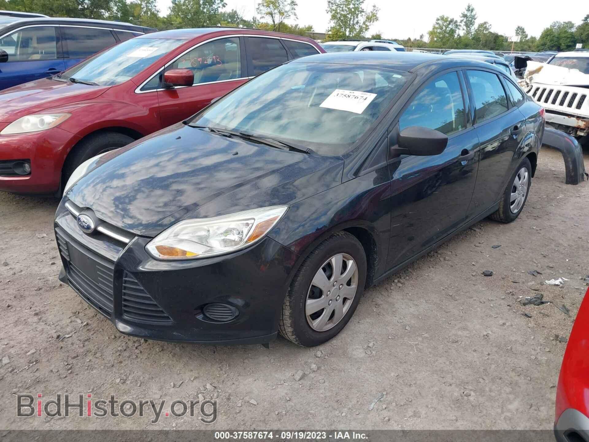 2014 FORD FOCUS - VIN: 1FADP3E25EL389268 - Фото 2