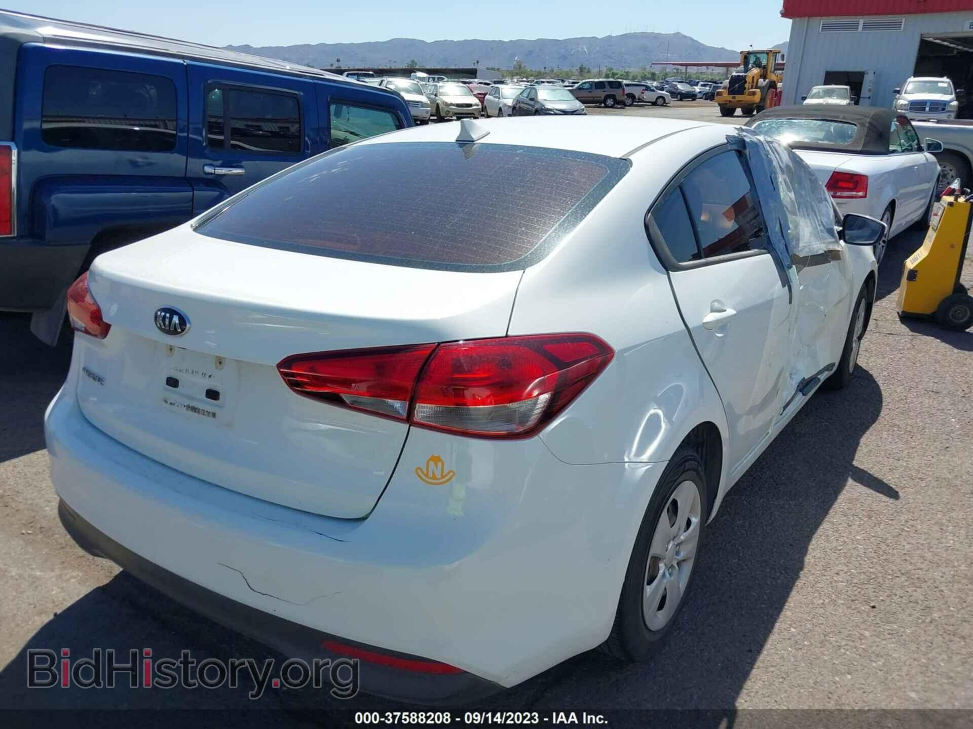 2018 KIA FORTE - VIN: 3KPFK4A76JE276487 - Фото 4