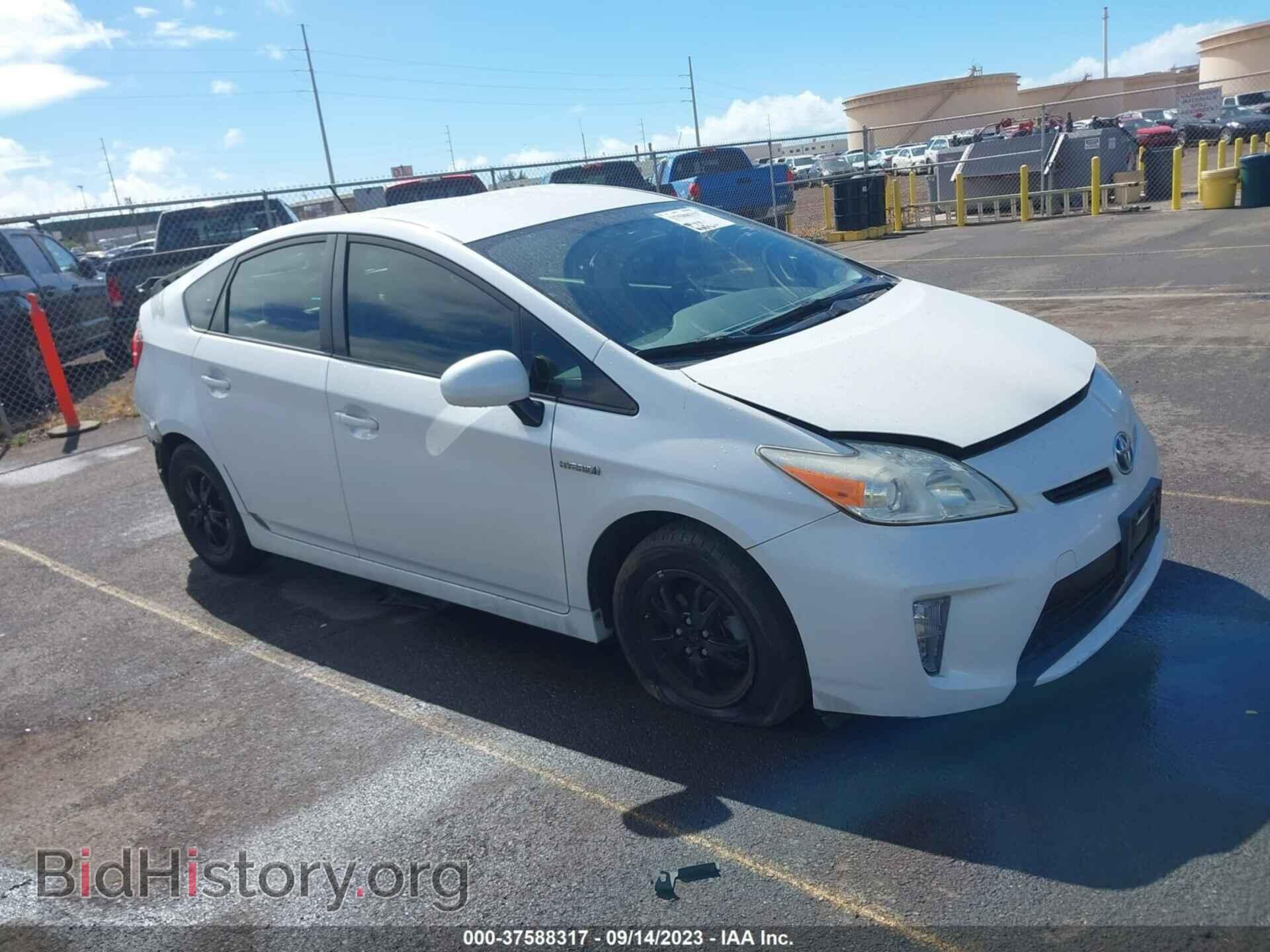 Фотография JTDKN3DU3E0368429 - TOYOTA PRIUS 2014
