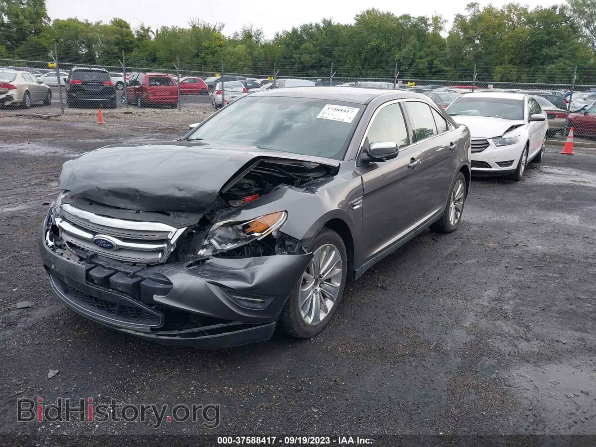 2011 FORD TAURUS - VIN: 1FAHP2FW1BG141097 - Фото 2