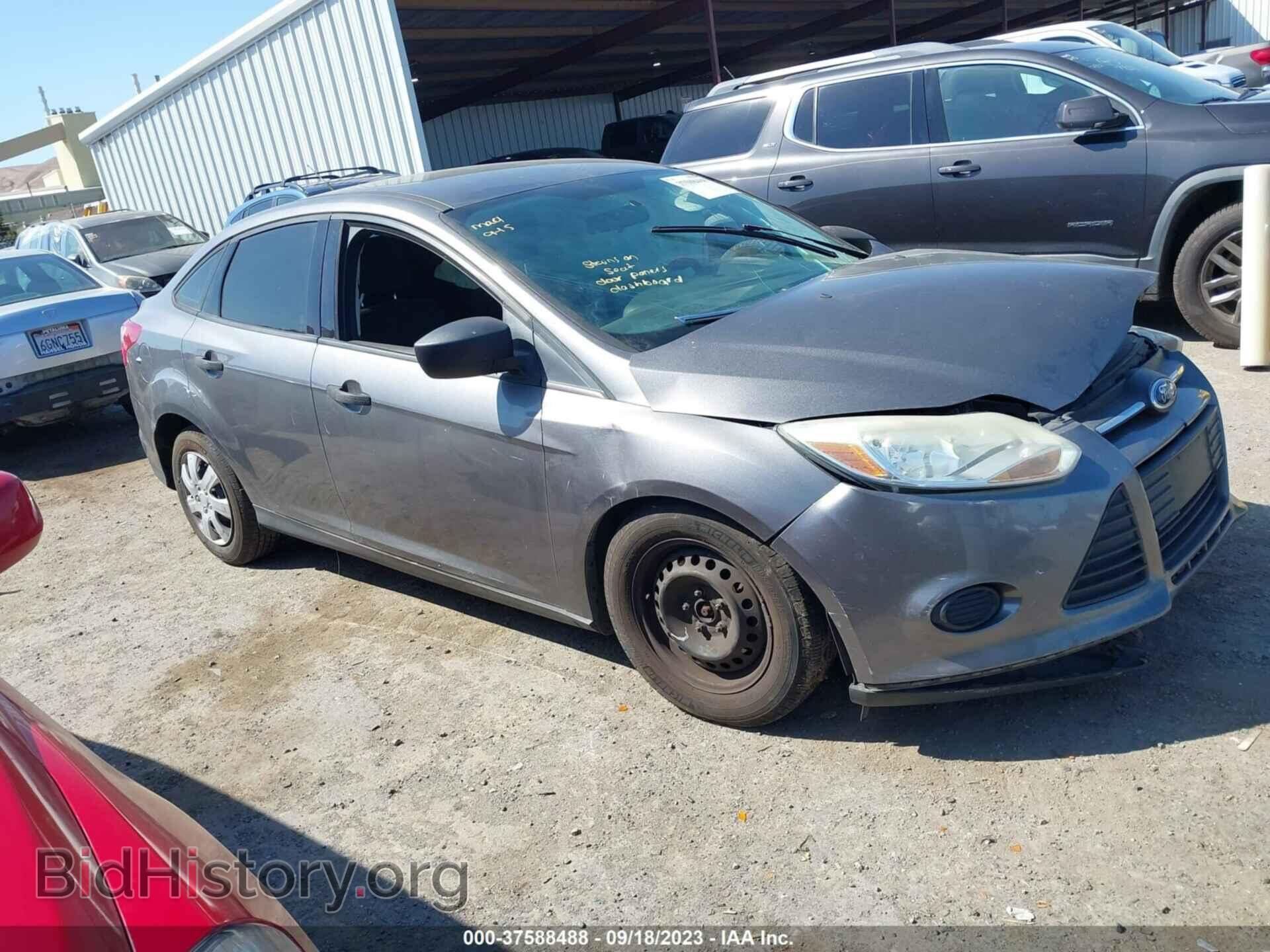 Фотография 1FAHP3E26CL426553 - FORD FOCUS 2012