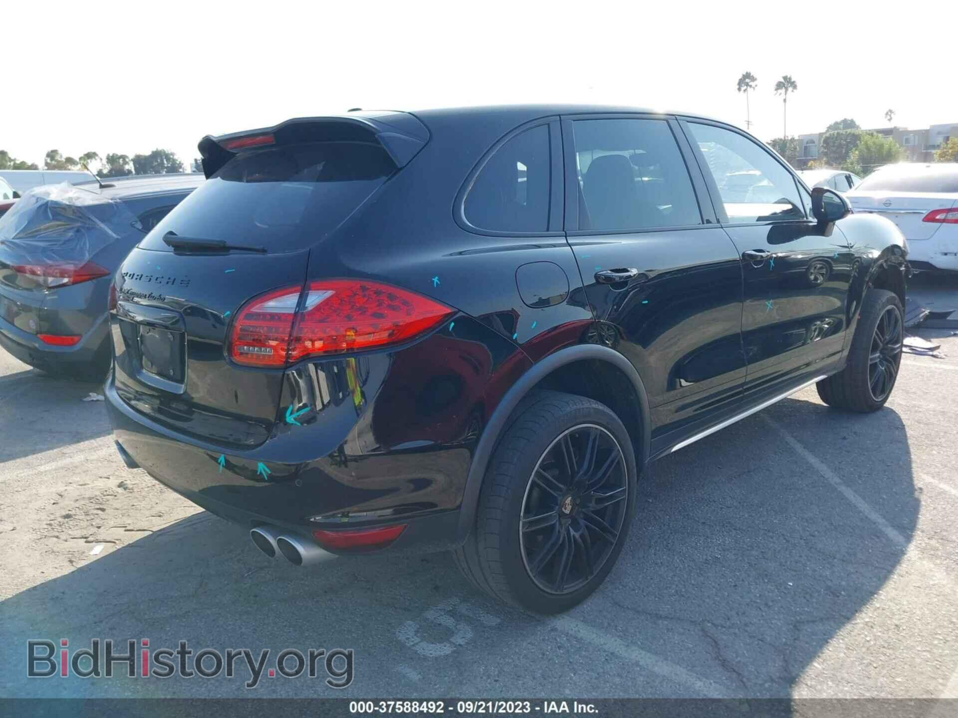 2011 PORSCHE CAYENNE - VIN: WP1AC2A28BLA88299 - Фото 4