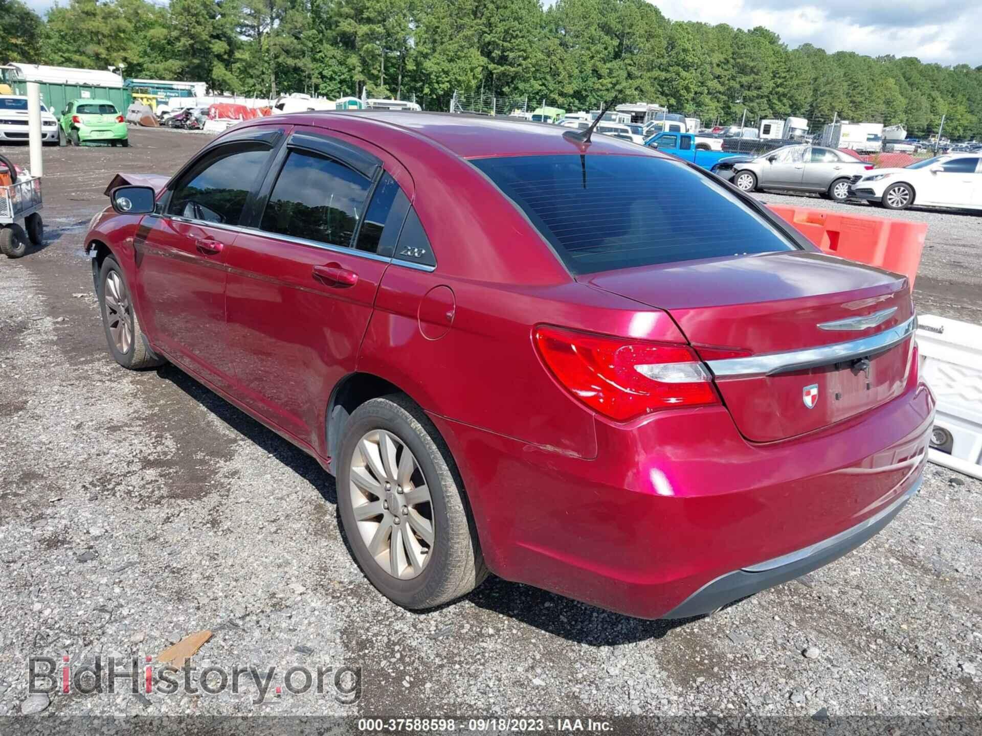 2012 CHRYSLER 200 - VIN: 1C3CCBBG3CN108490 - Фото 3
