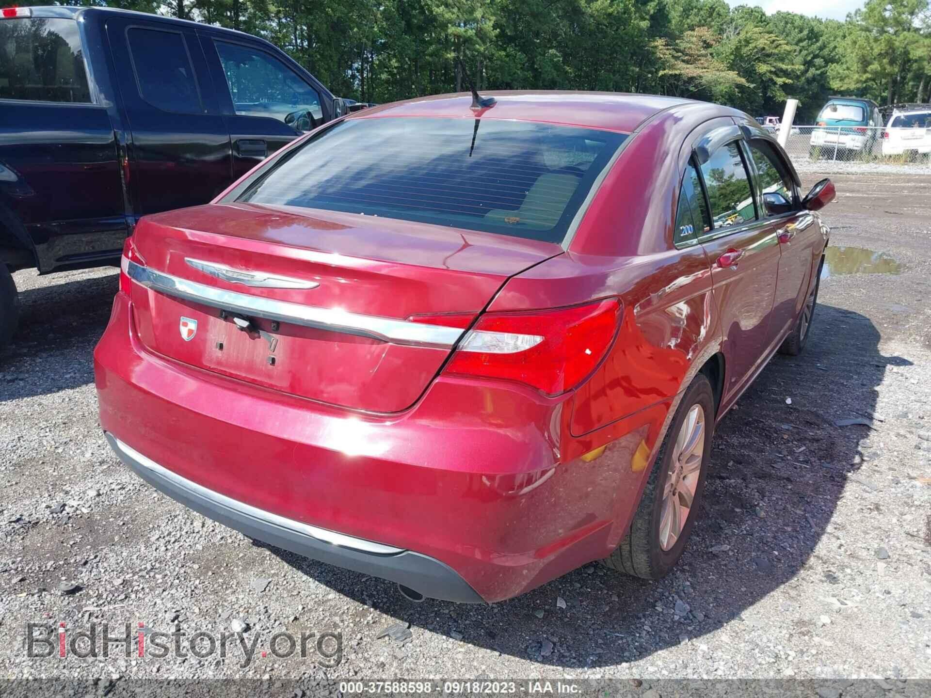 2012 CHRYSLER 200 - VIN: 1C3CCBBG3CN108490 - Фото 4