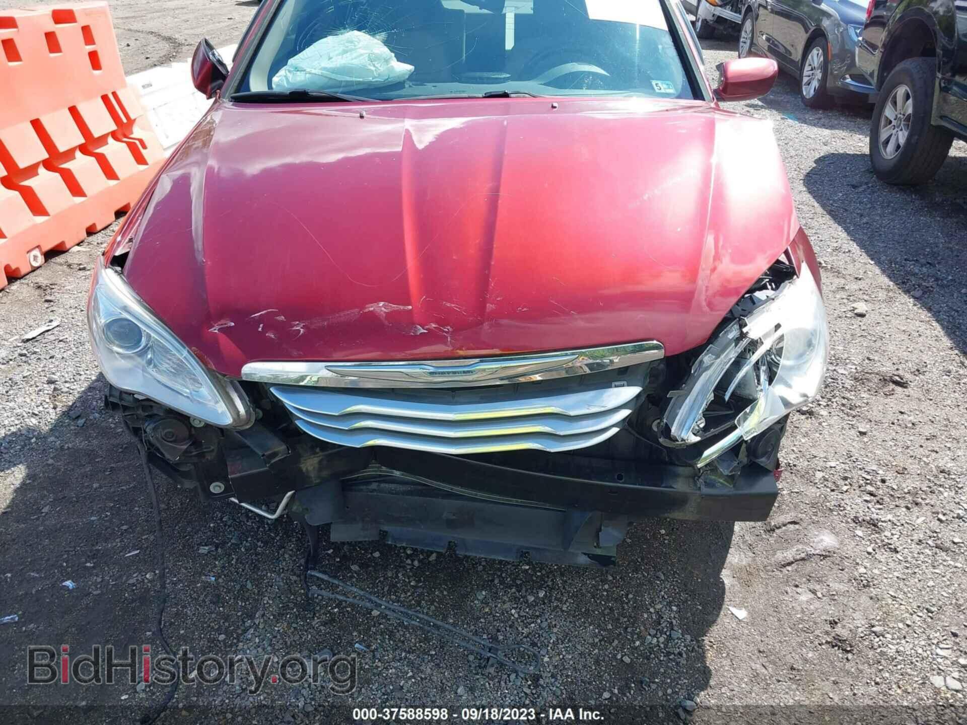 2012 CHRYSLER 200 - VIN: 1C3CCBBG3CN108490 - Фото 10