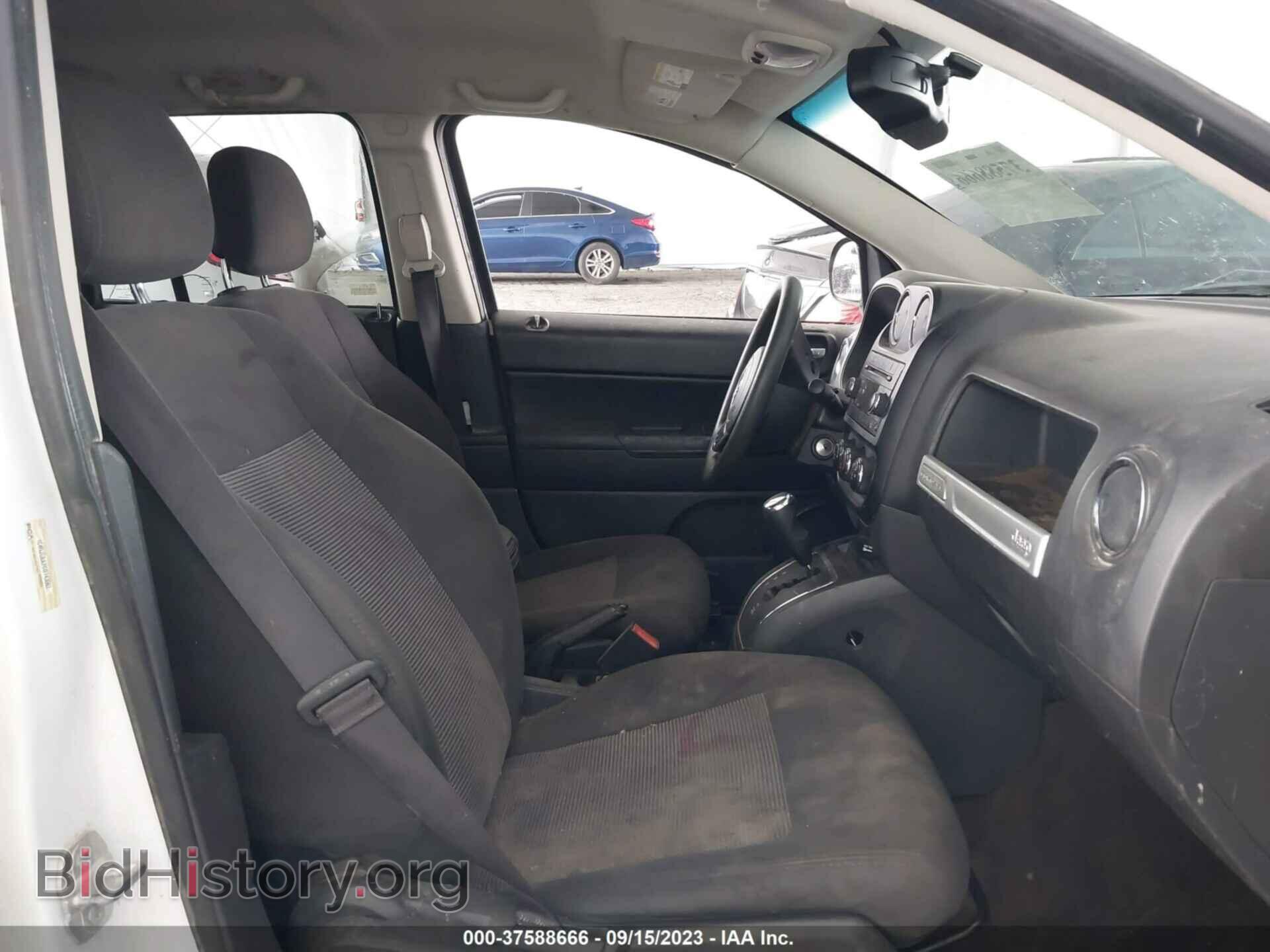 2016 JEEP COMPASS - VIN: 1C4NJCBA2GD743062 - Фото 5