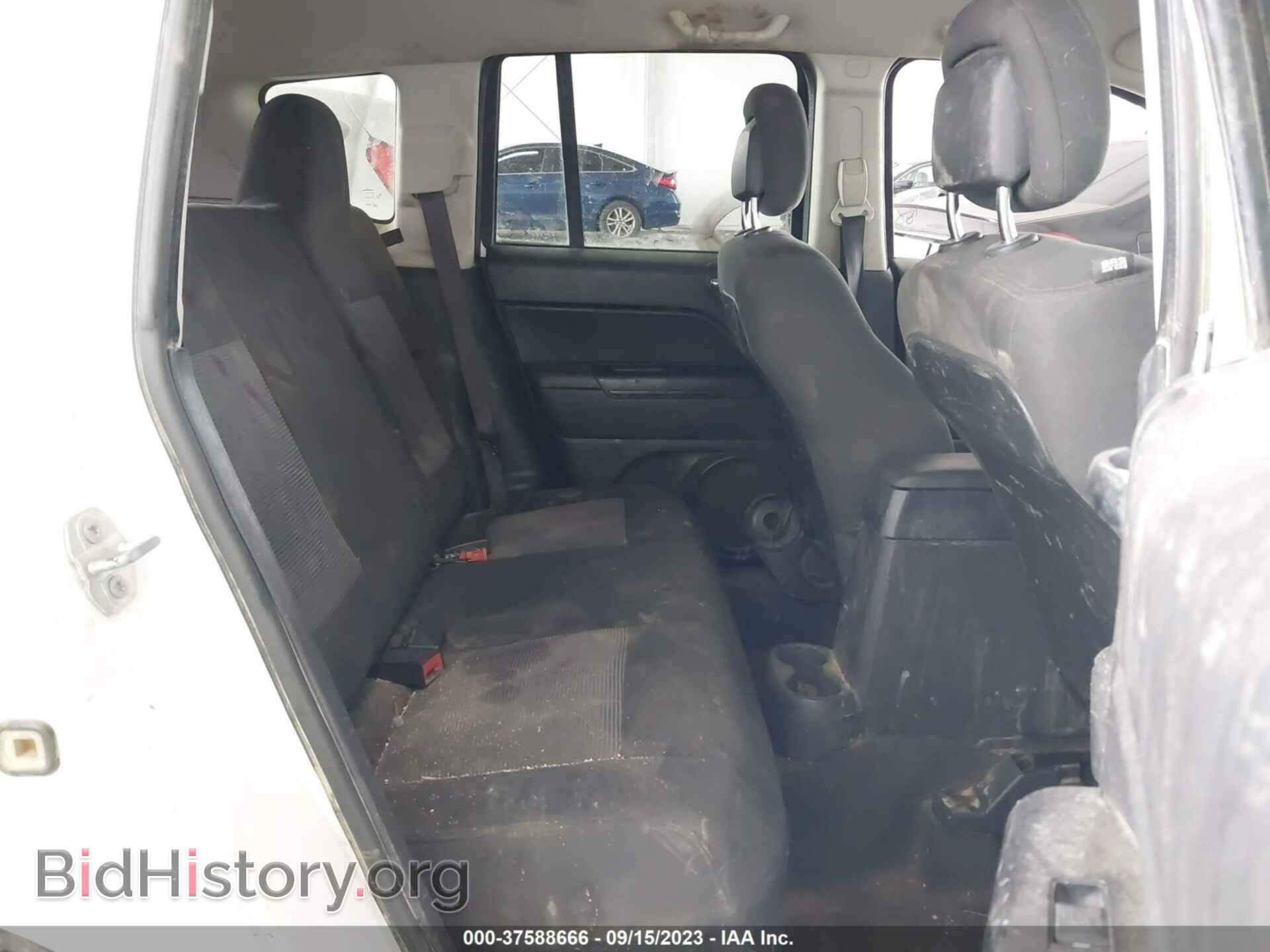 2016 JEEP COMPASS - VIN: 1C4NJCBA2GD743062 - Фото 8
