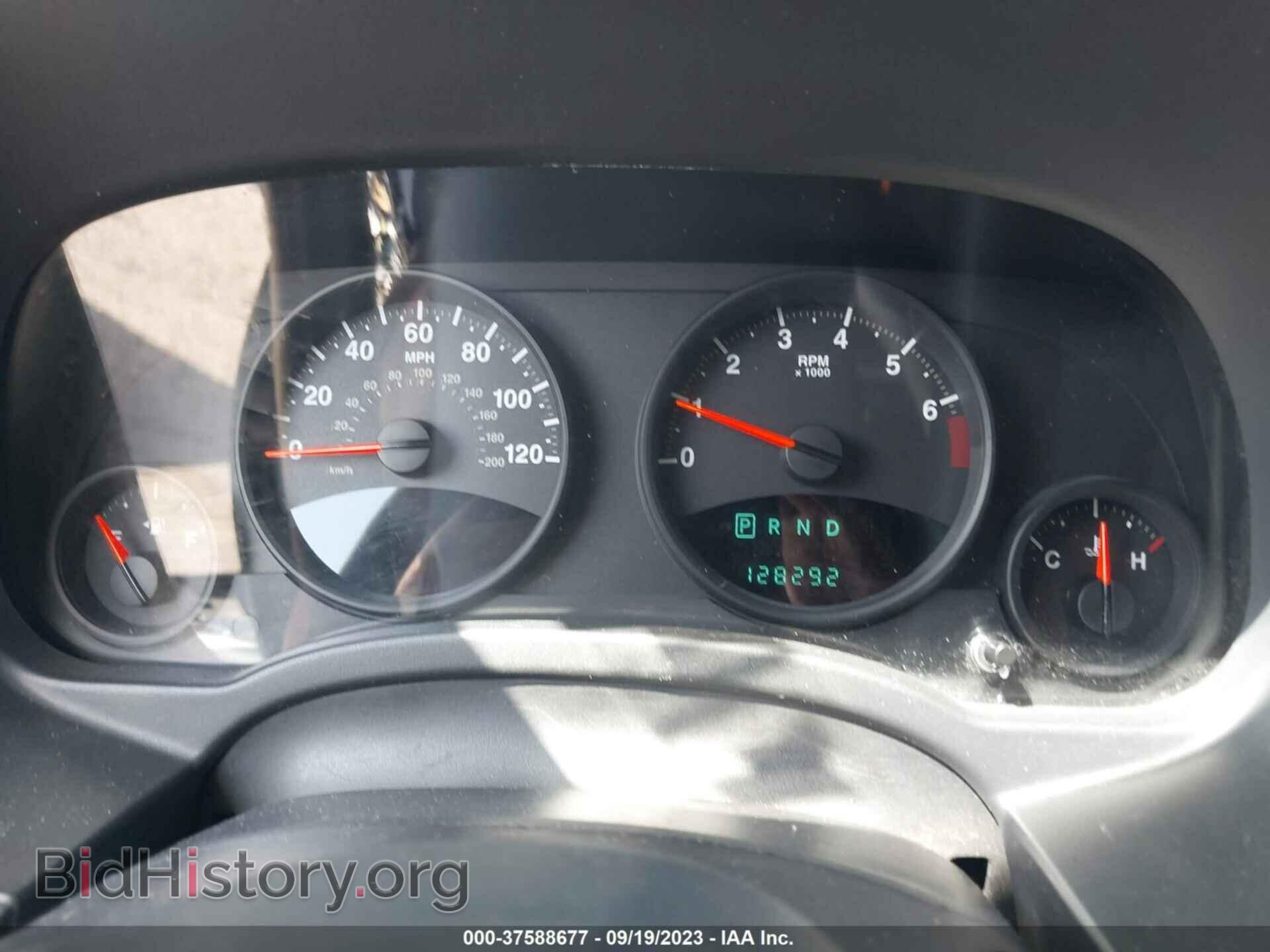 2012 JEEP COMPASS - VIN: 1C4NJCBA5CD634900 - Фото 7
