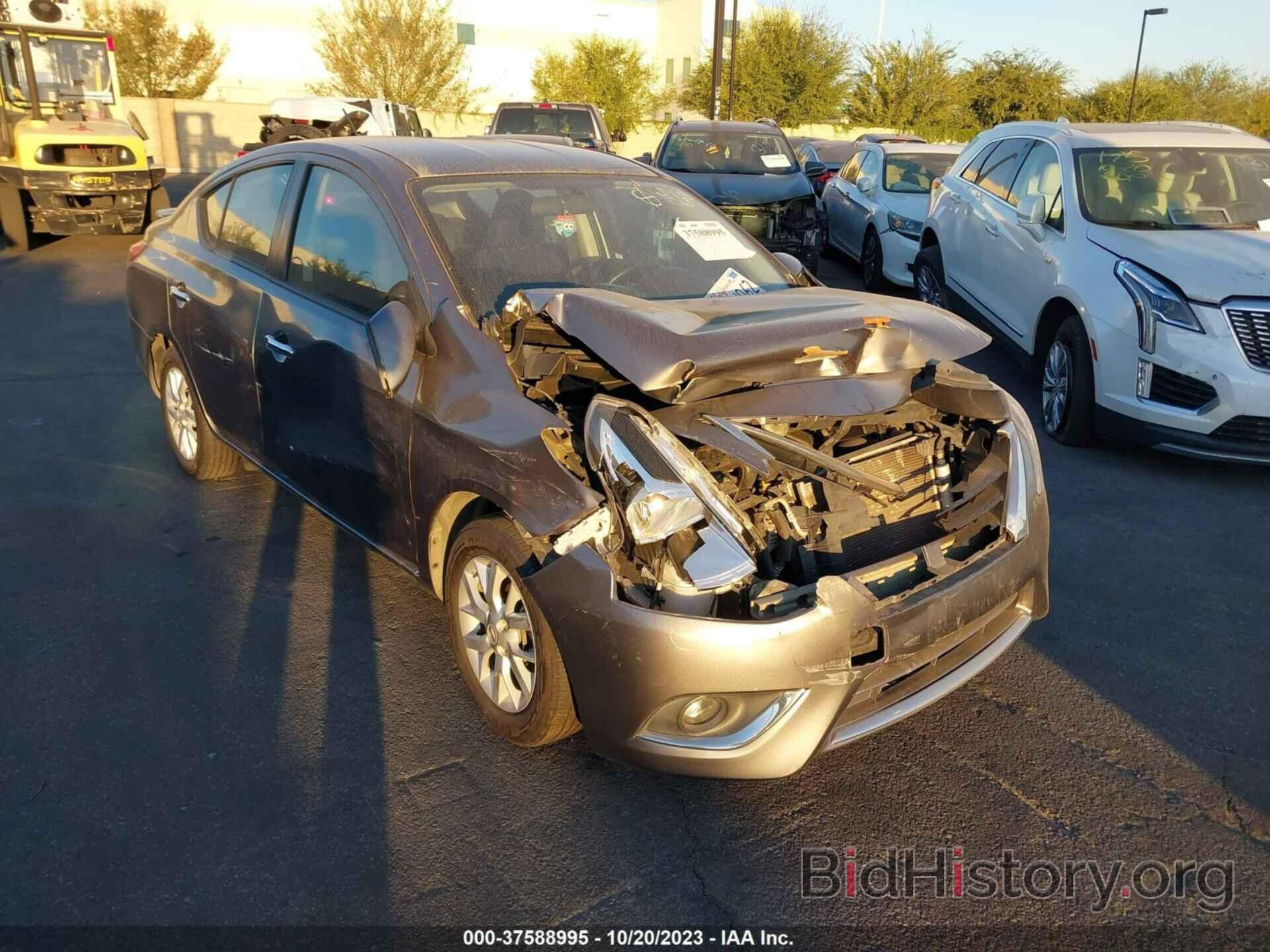 Фотография 3N1CN7AP8JL801379 - NISSAN VERSA SEDAN 2018