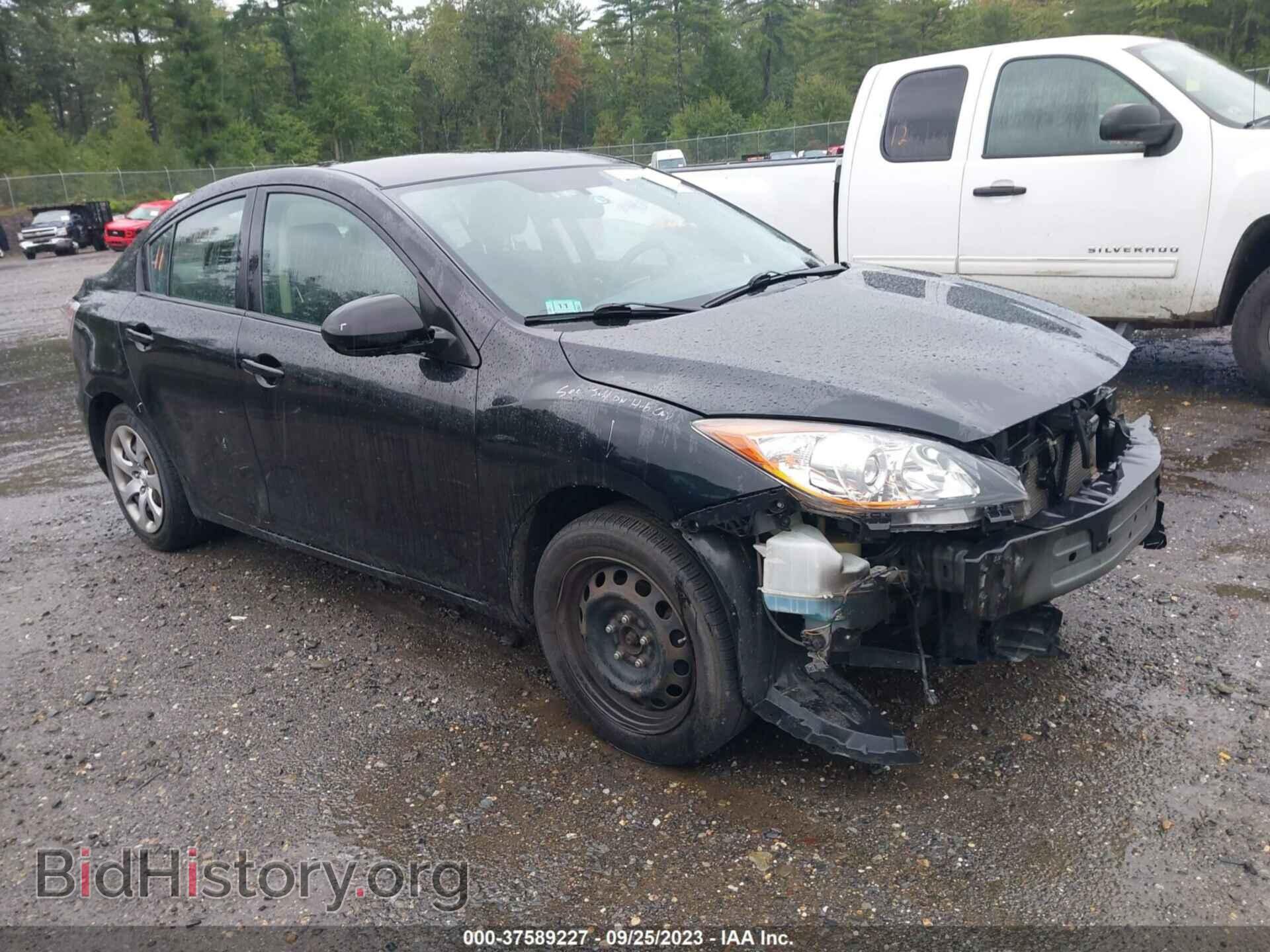 Фотография JM1BL1UF2C1523703 - MAZDA MAZDA3 2012